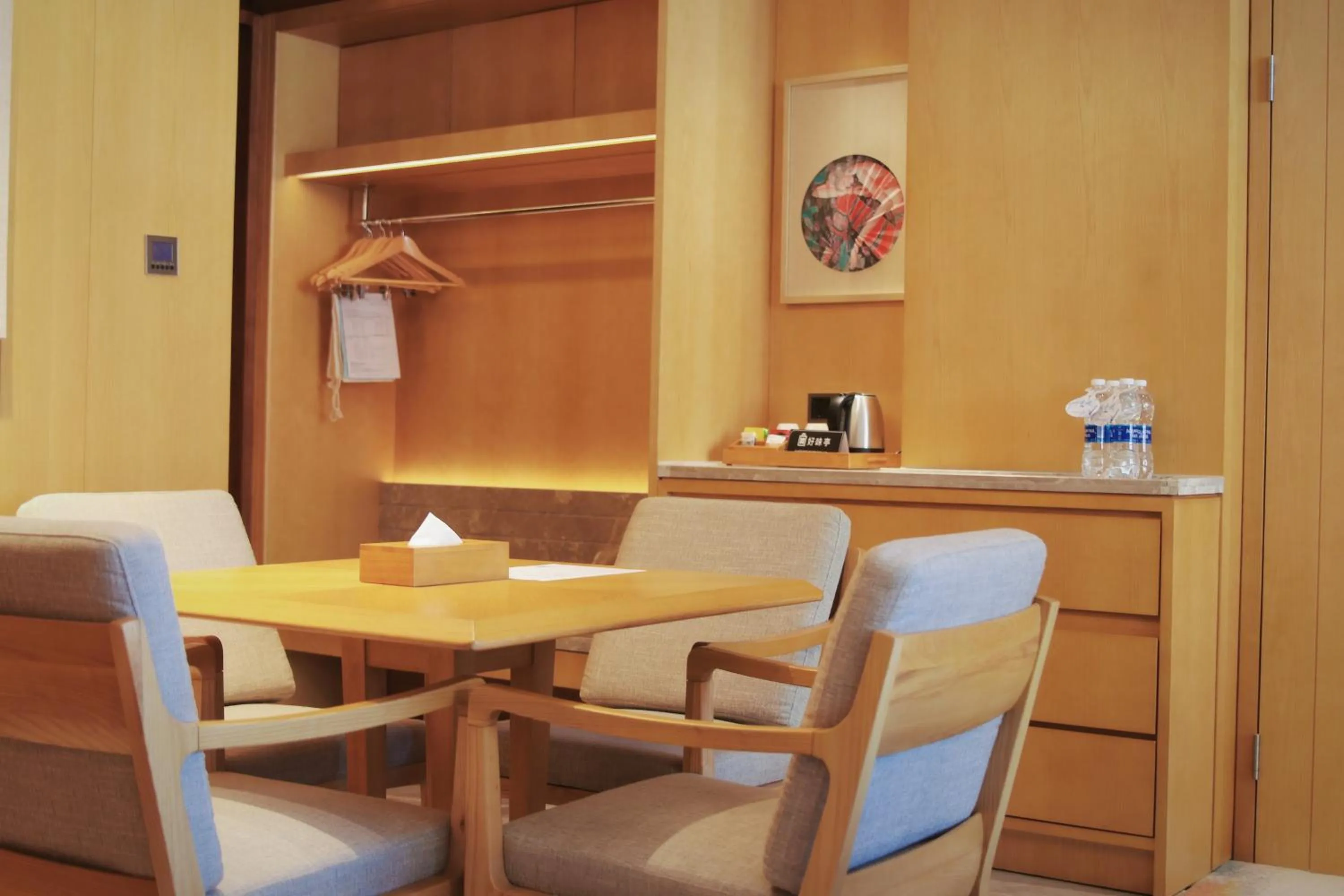 Seating area in Hilton Garden Inn Nujiang