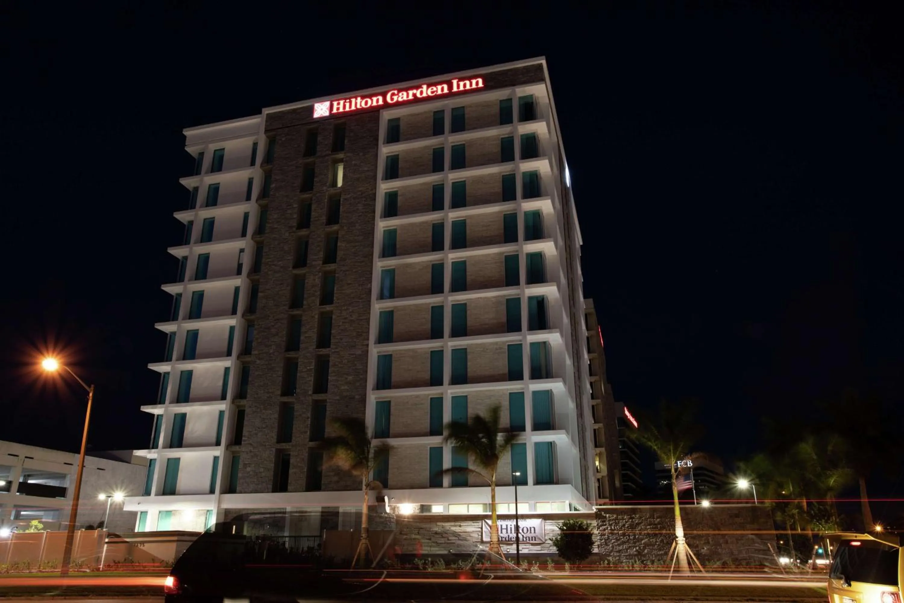 Property building in Hilton Garden Inn West Palm Beach I95 Outlets