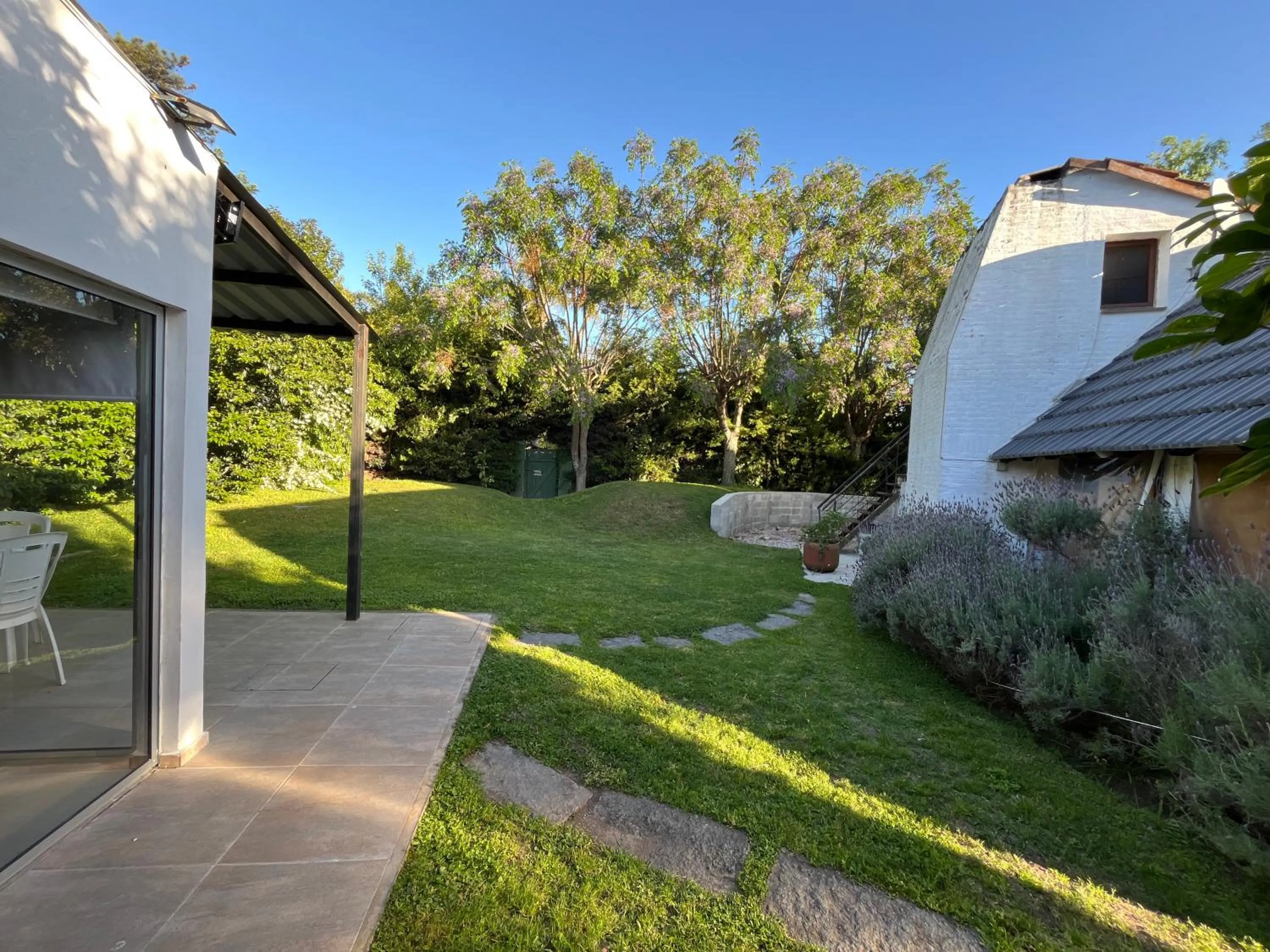 Patio in Arsamici Hotel