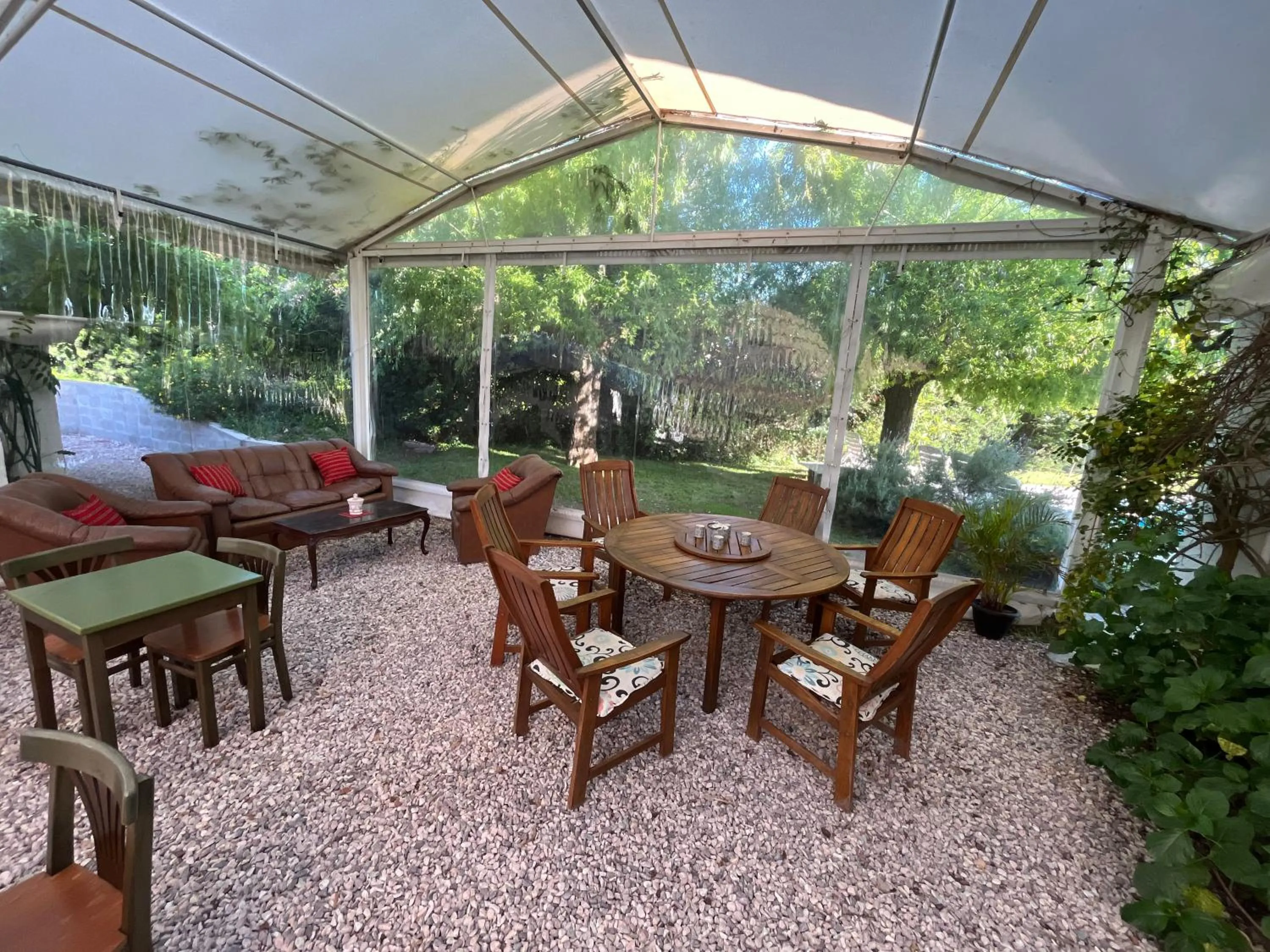 Seating area in Arsamici Hotel
