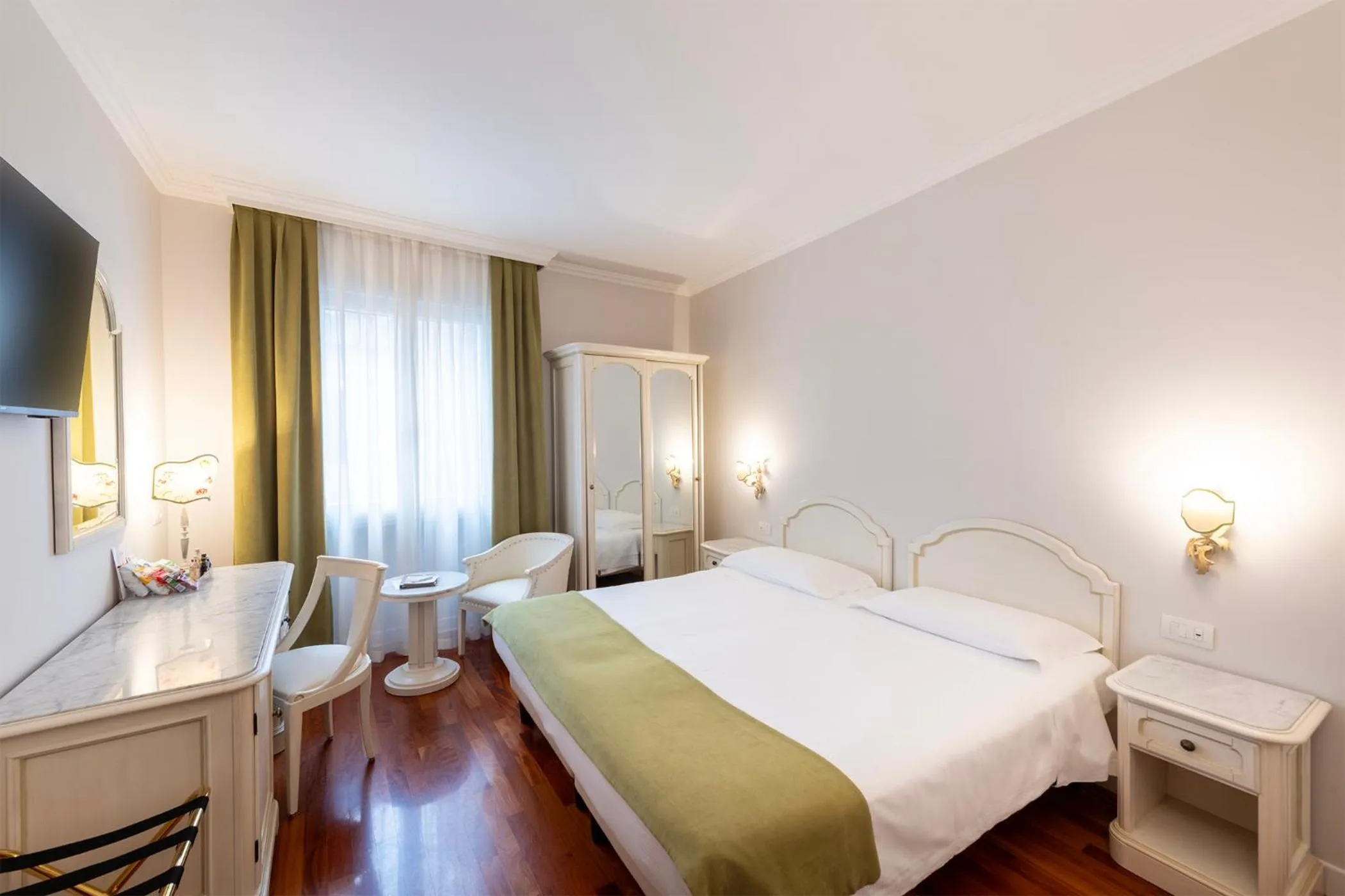 Bed in Majestic Toscanelli (centro storico)