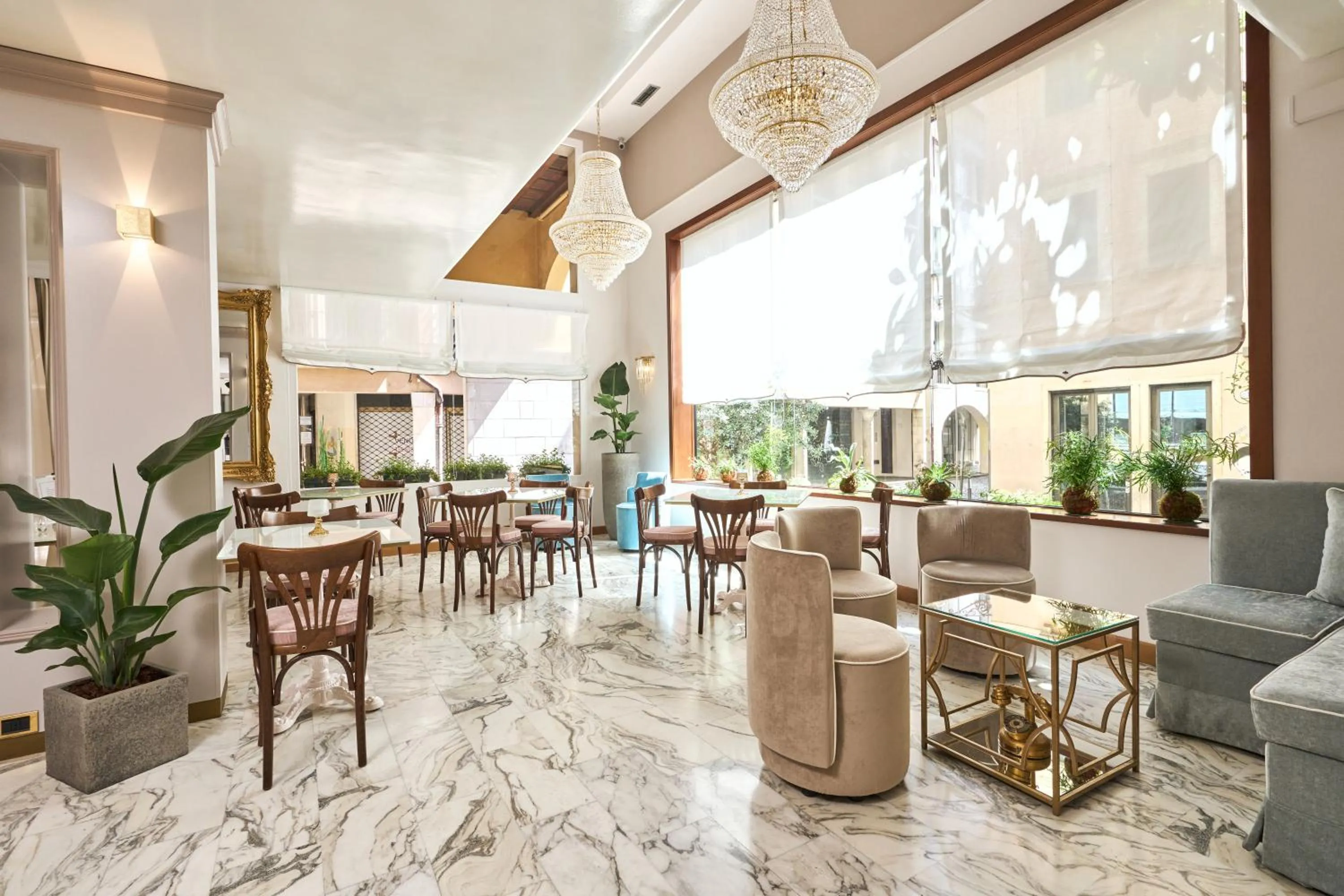 Restaurant/places to eat in Majestic Toscanelli (centro storico)