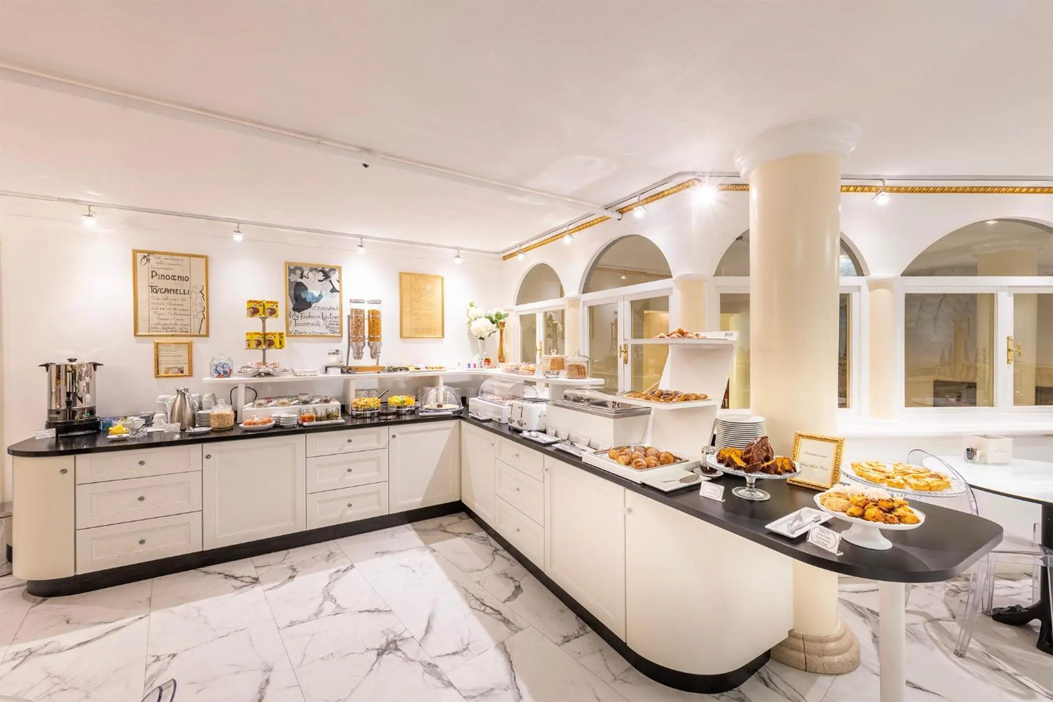 Restaurant/places to eat in Majestic Toscanelli (centro storico)