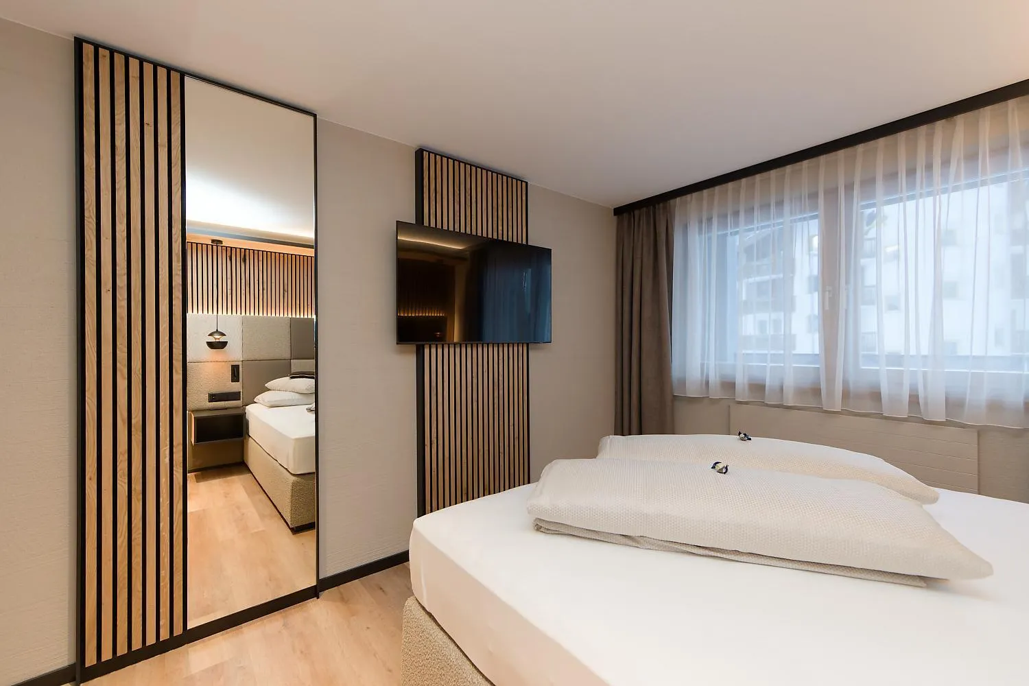 Bedroom, Bed in Panorama Samnaun