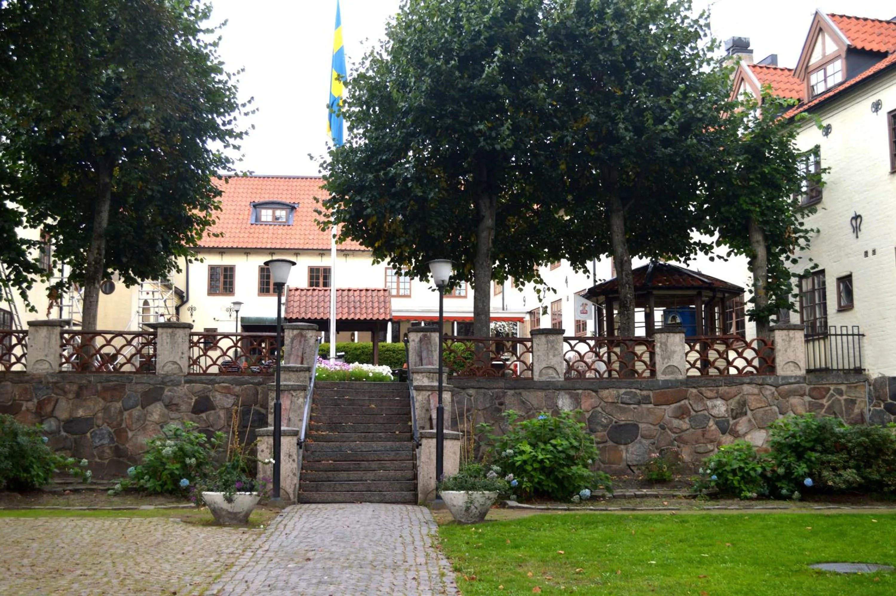 Facade/entrance in Värdshuset Hwitan