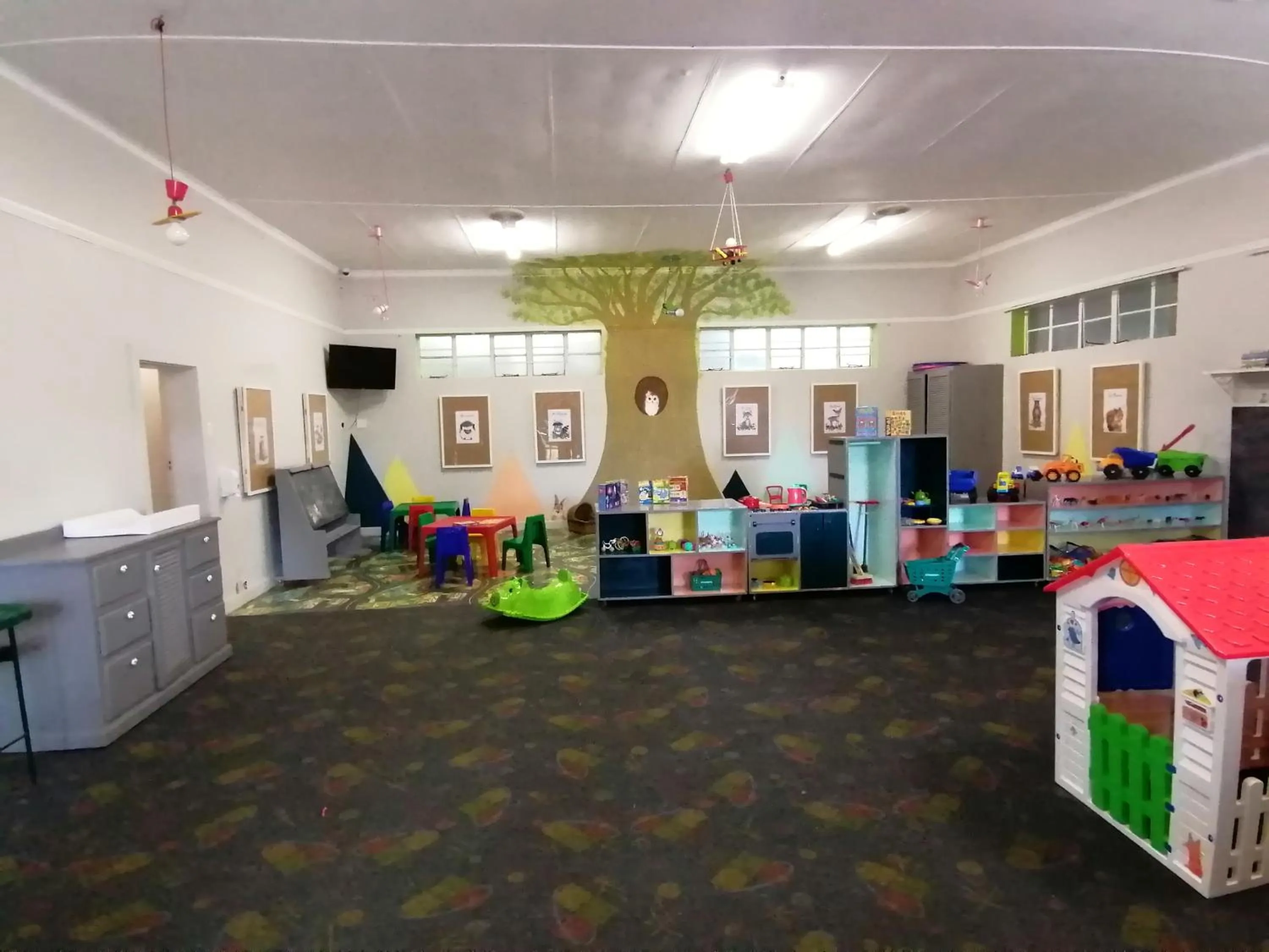 Kids's club in Cathedral Peak Hotel