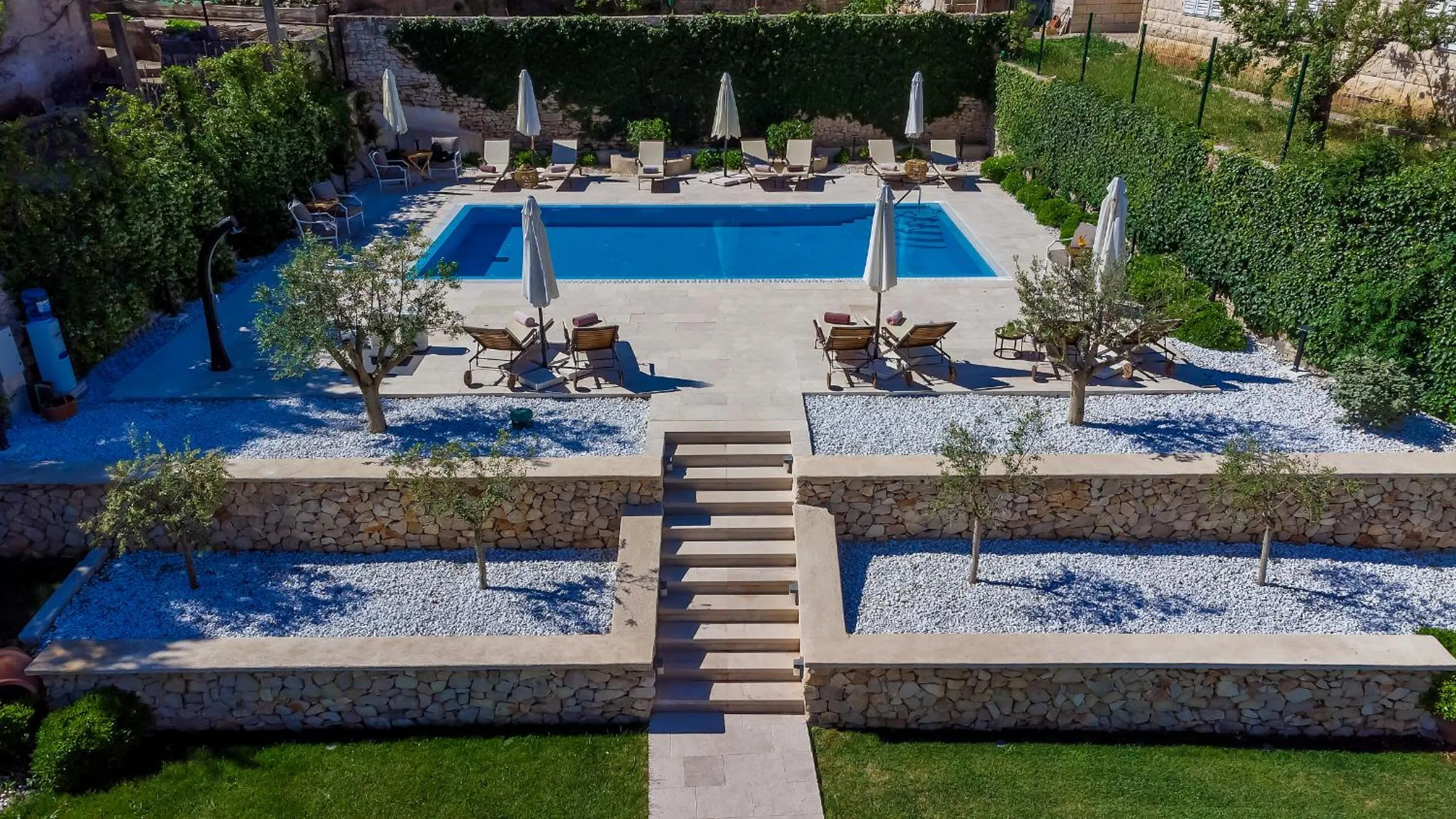 Swimming pool in Puteus Palace Heritage Hotel