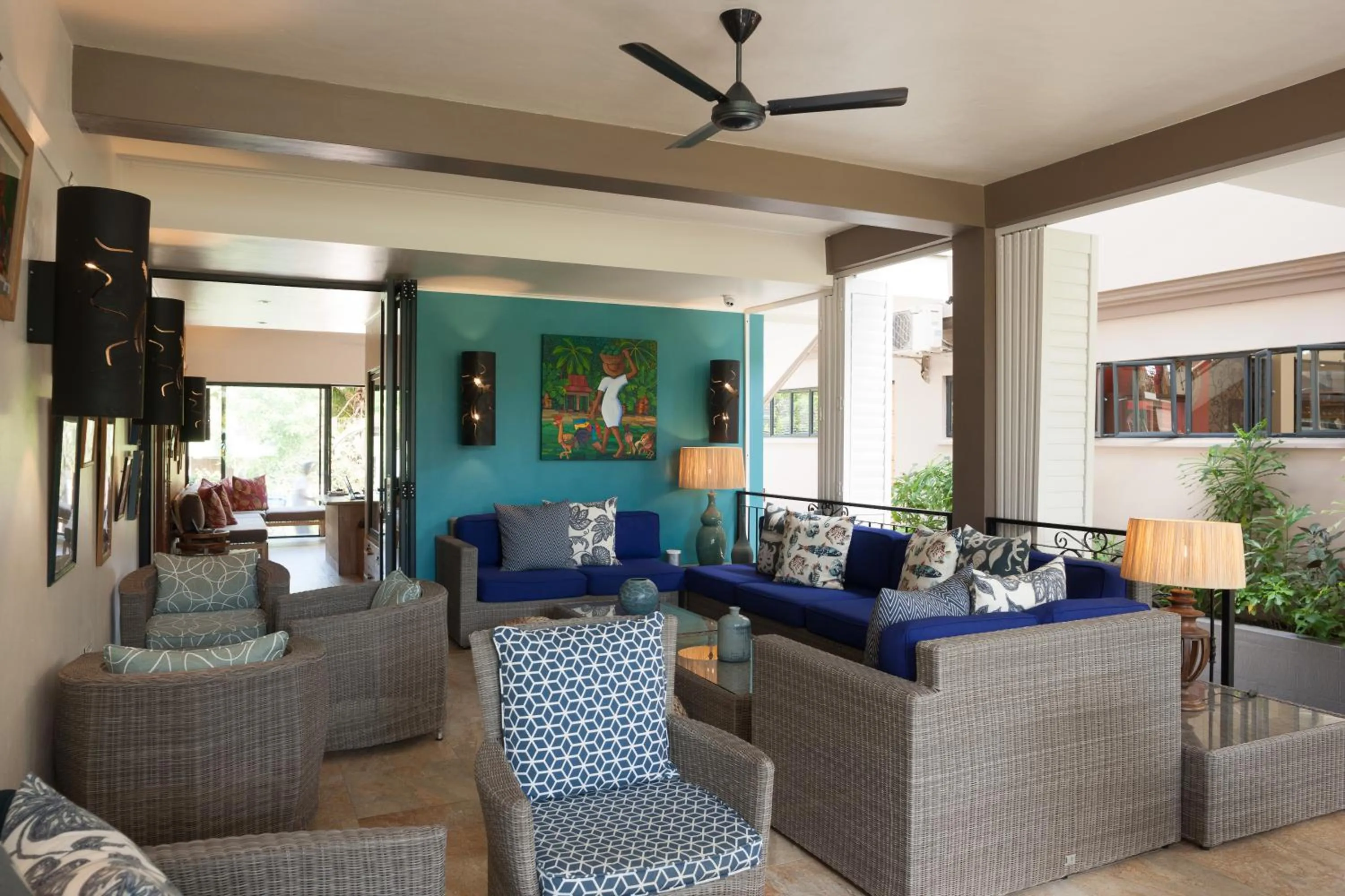 Lounge or bar in Le Repaire - Boutique Hotel & Restaurant