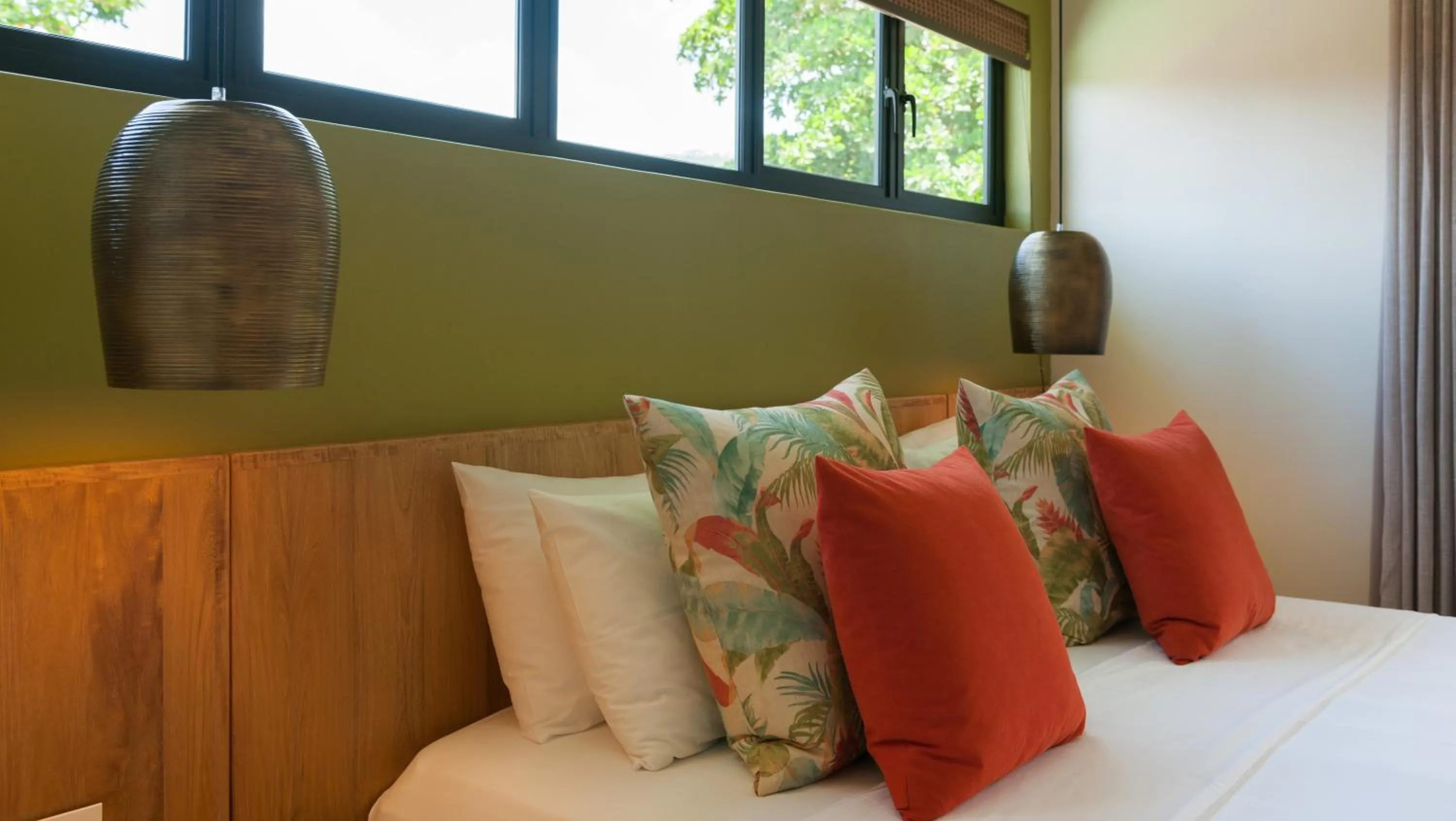 Bed in Le Repaire - Boutique Hotel & Restaurant