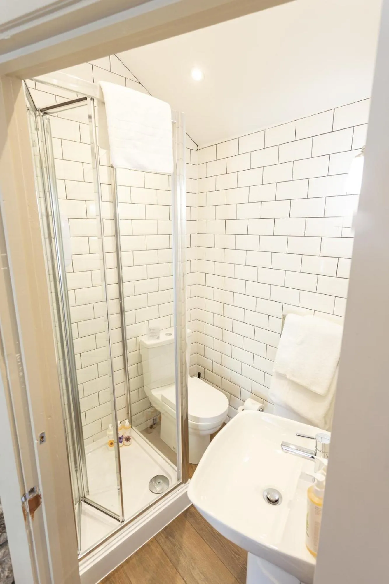 Bathroom in Castle Inn