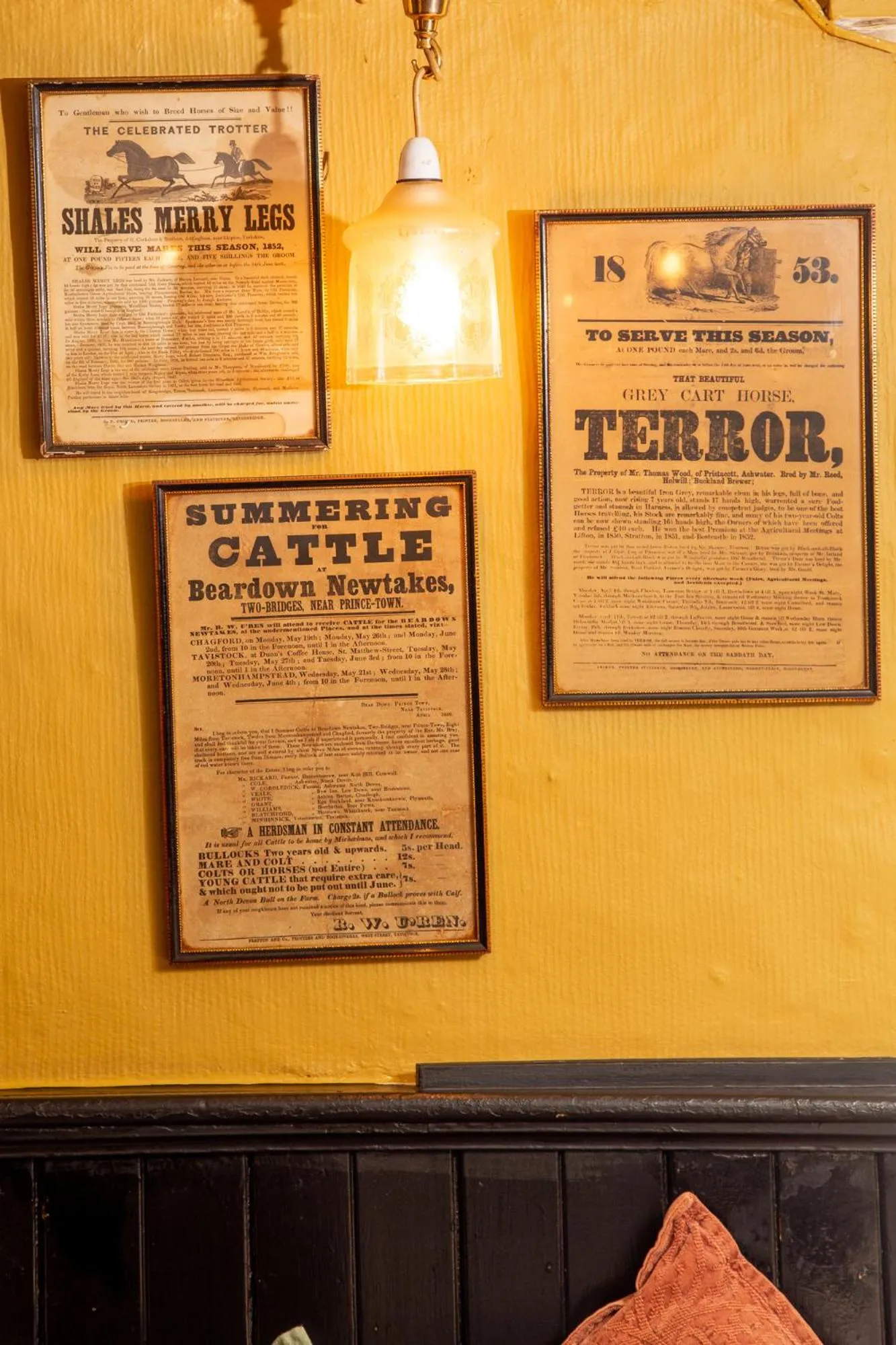 Decorative detail in Castle Inn