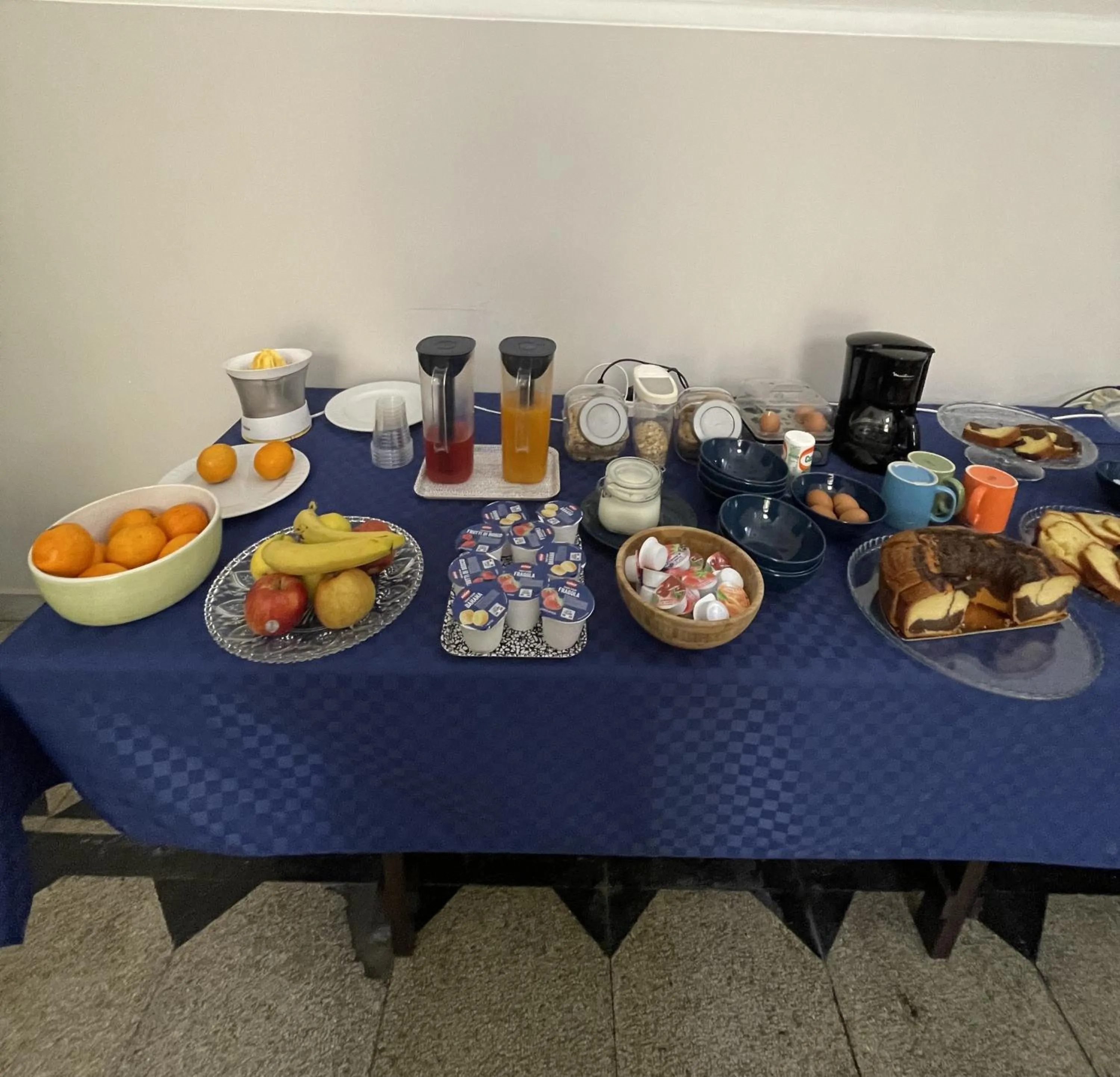 Buffet breakfast in Dante Rooms