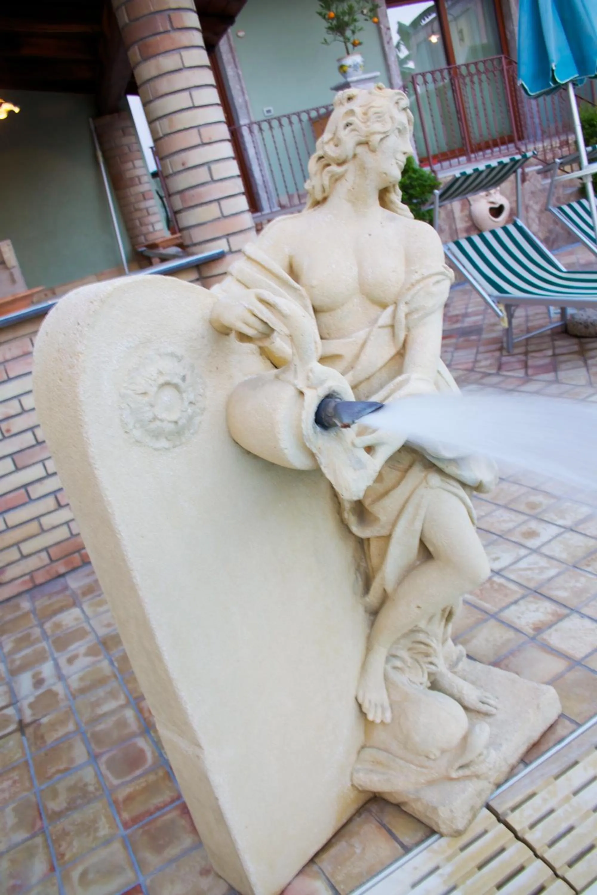 Decorative detail in Villa Cristina