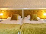 Photo of the whole room in Villa Anna