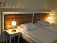 Restaurant/places to eat in Villa Anna