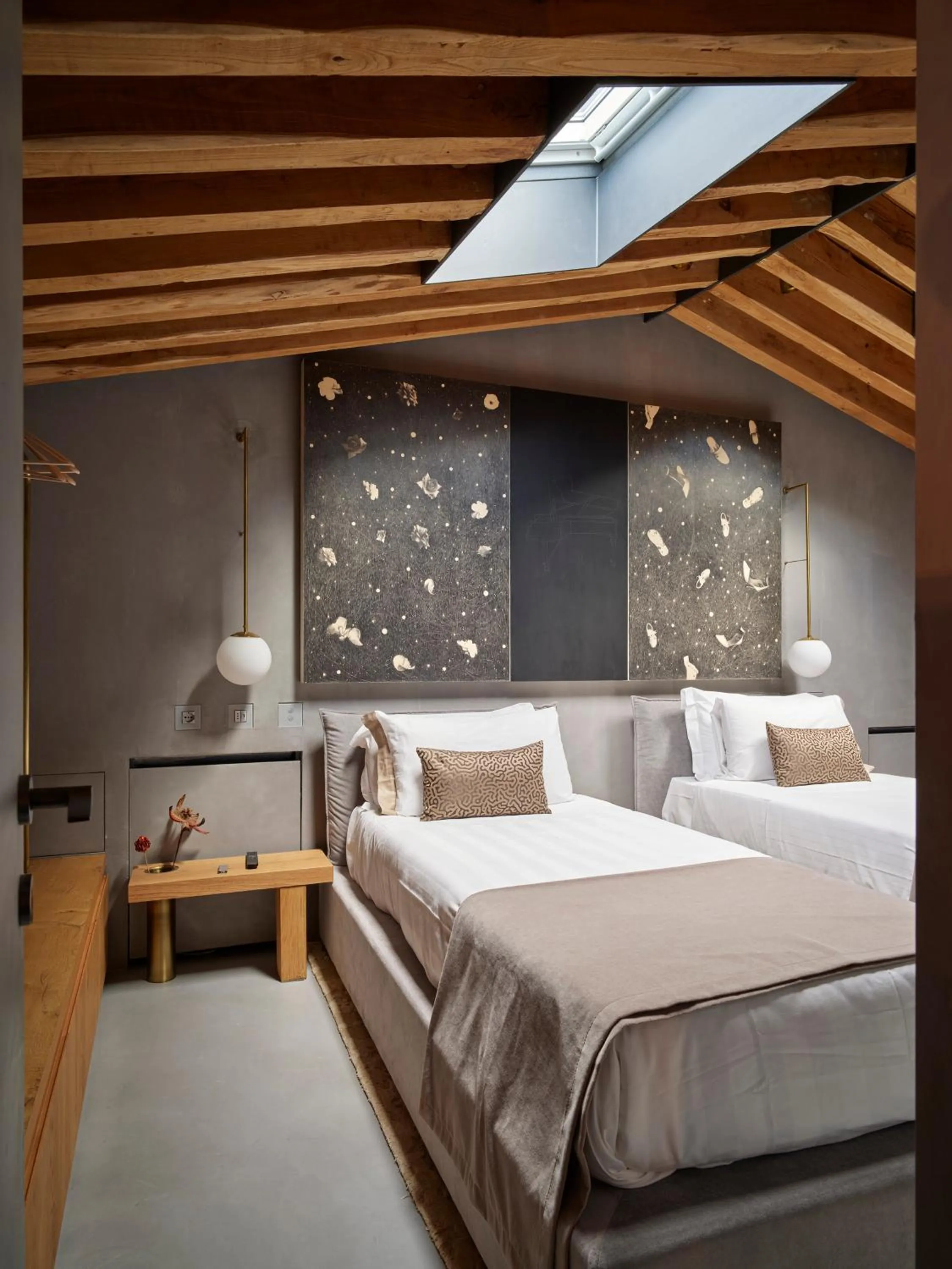 Photo of the whole room, Bed in Fornace Suite