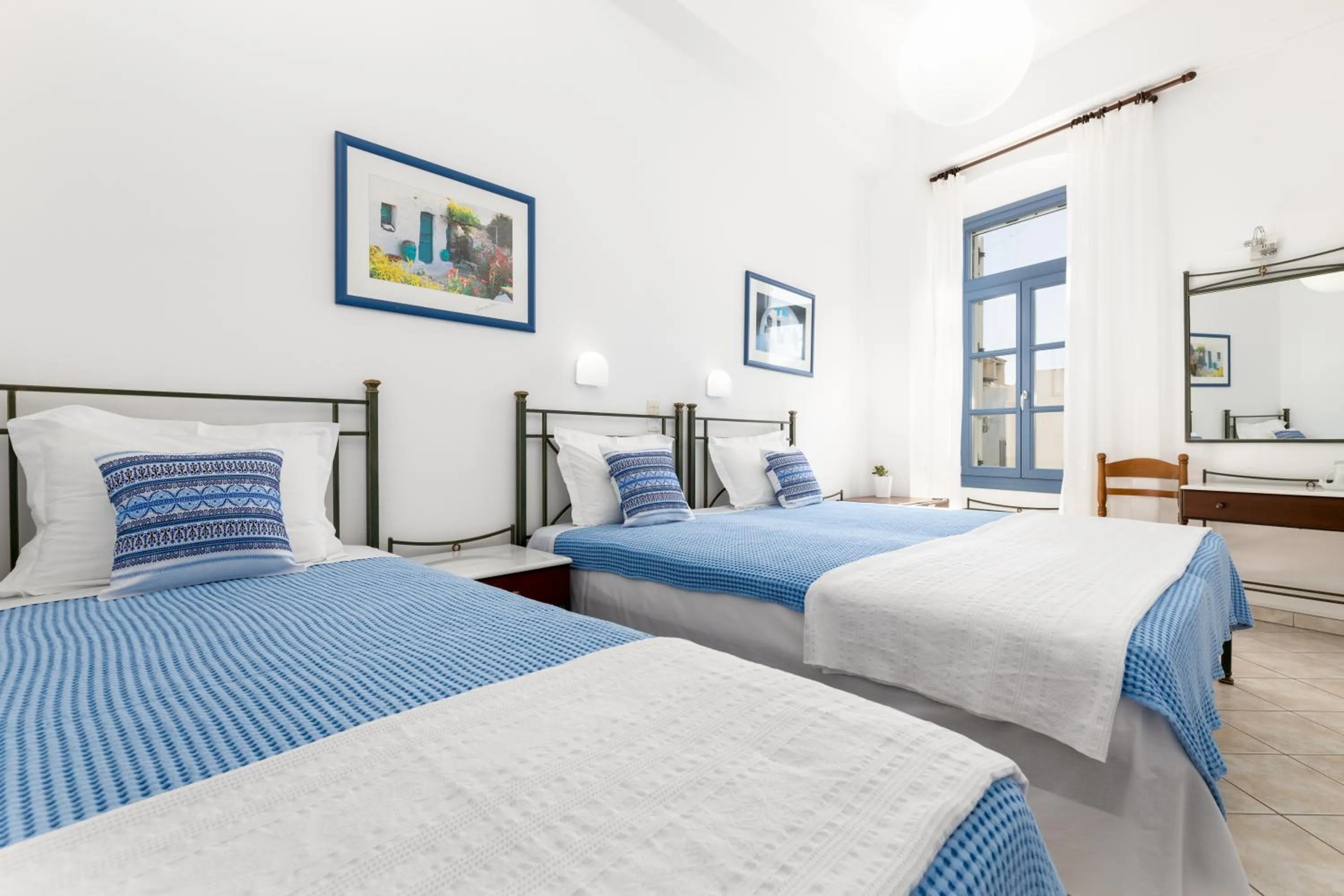 Photo of the whole room, Bed in Hotel Dina