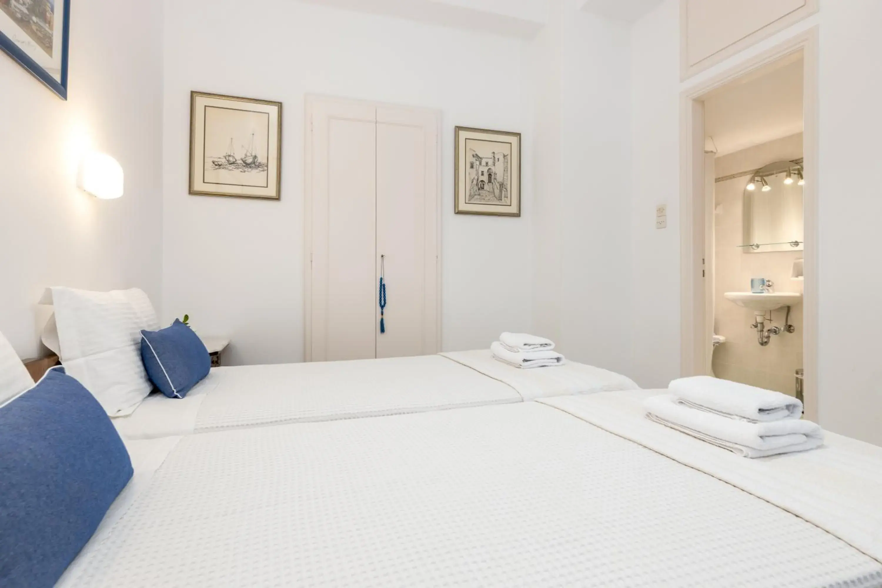Double or Twin Room - single occupancy in Hotel Dina Double or Twin Room - single occupancy in Hotel Dina