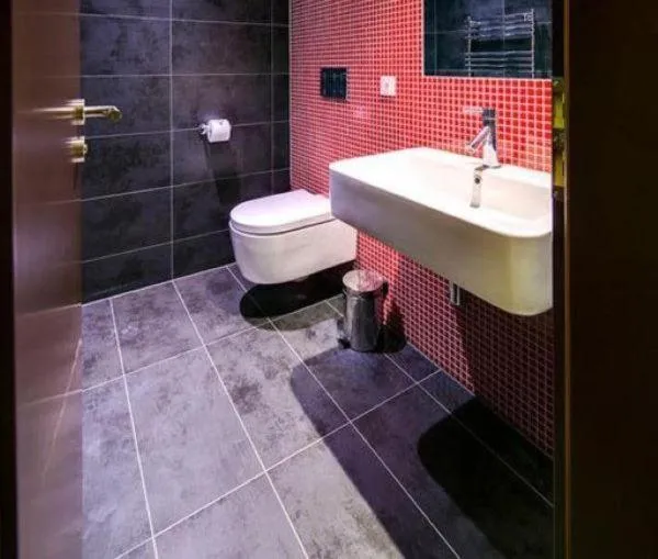 Bathroom in Hotel Restaurant Darwin