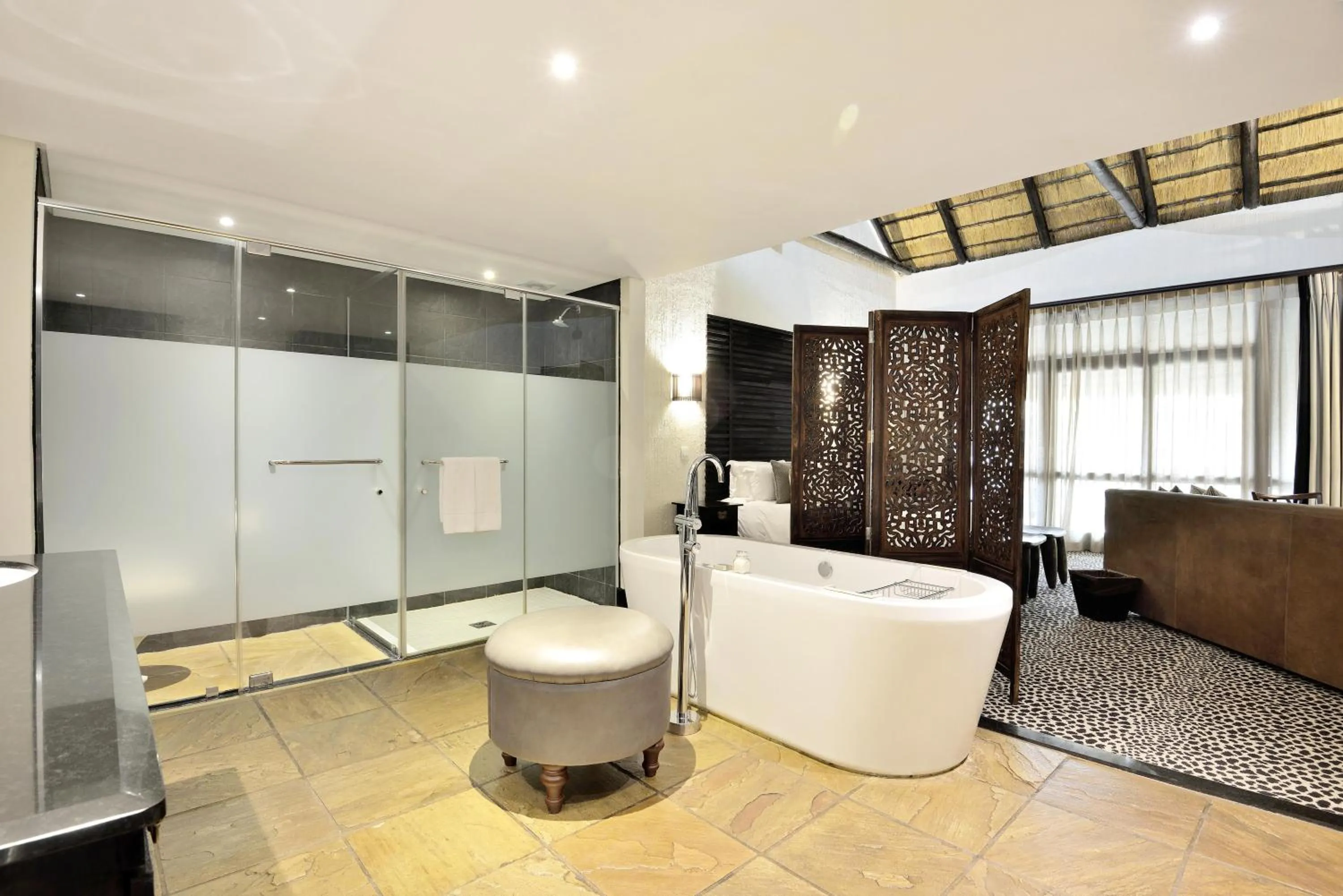 Bathroom in Bakubung Bush Lodge