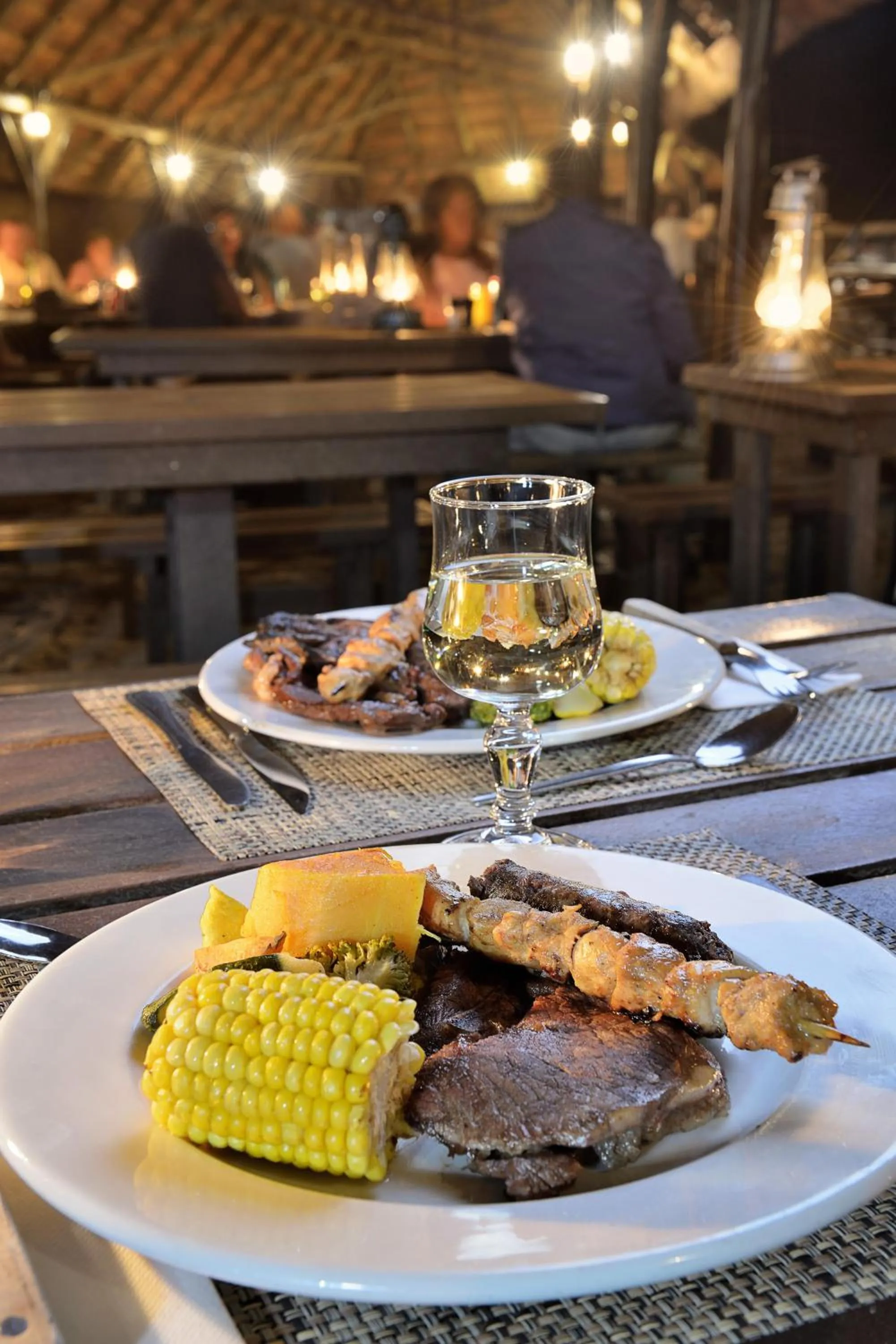 Restaurant/places to eat in Bakubung Bush Lodge