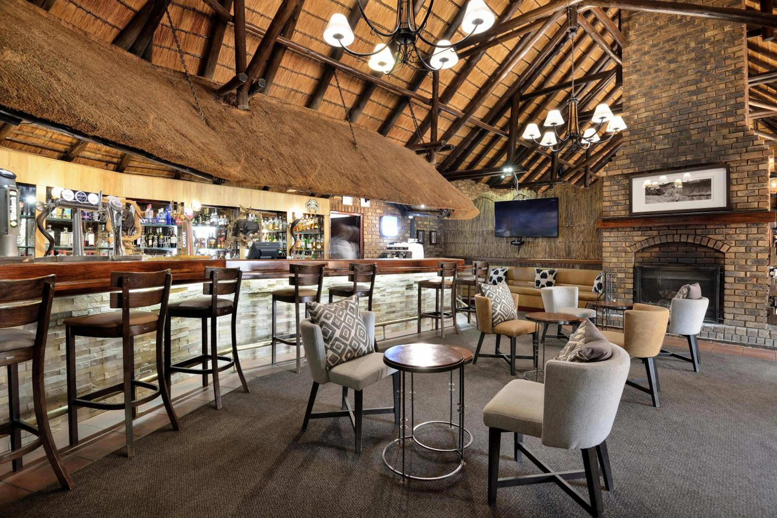 Lounge or bar in Bakubung Bush Lodge