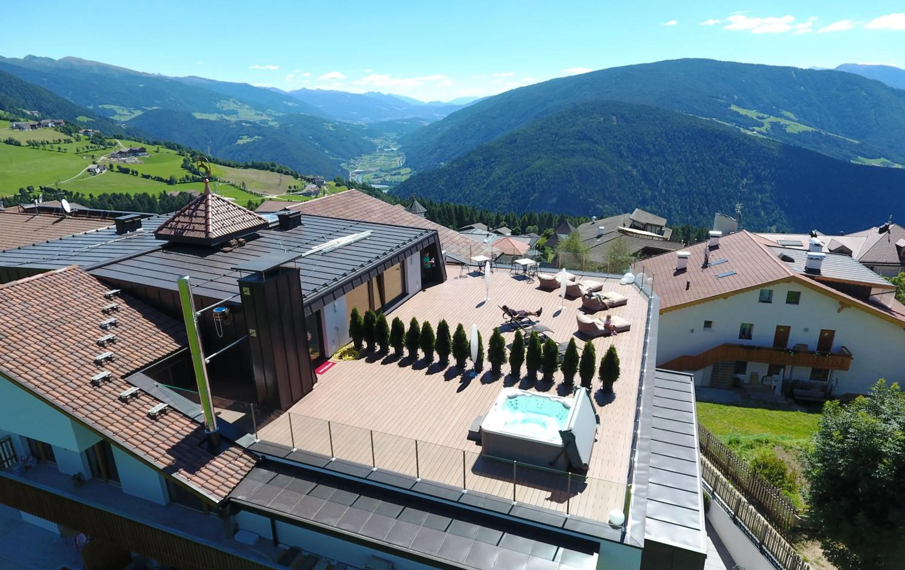 Pool view in Hotel Kristall