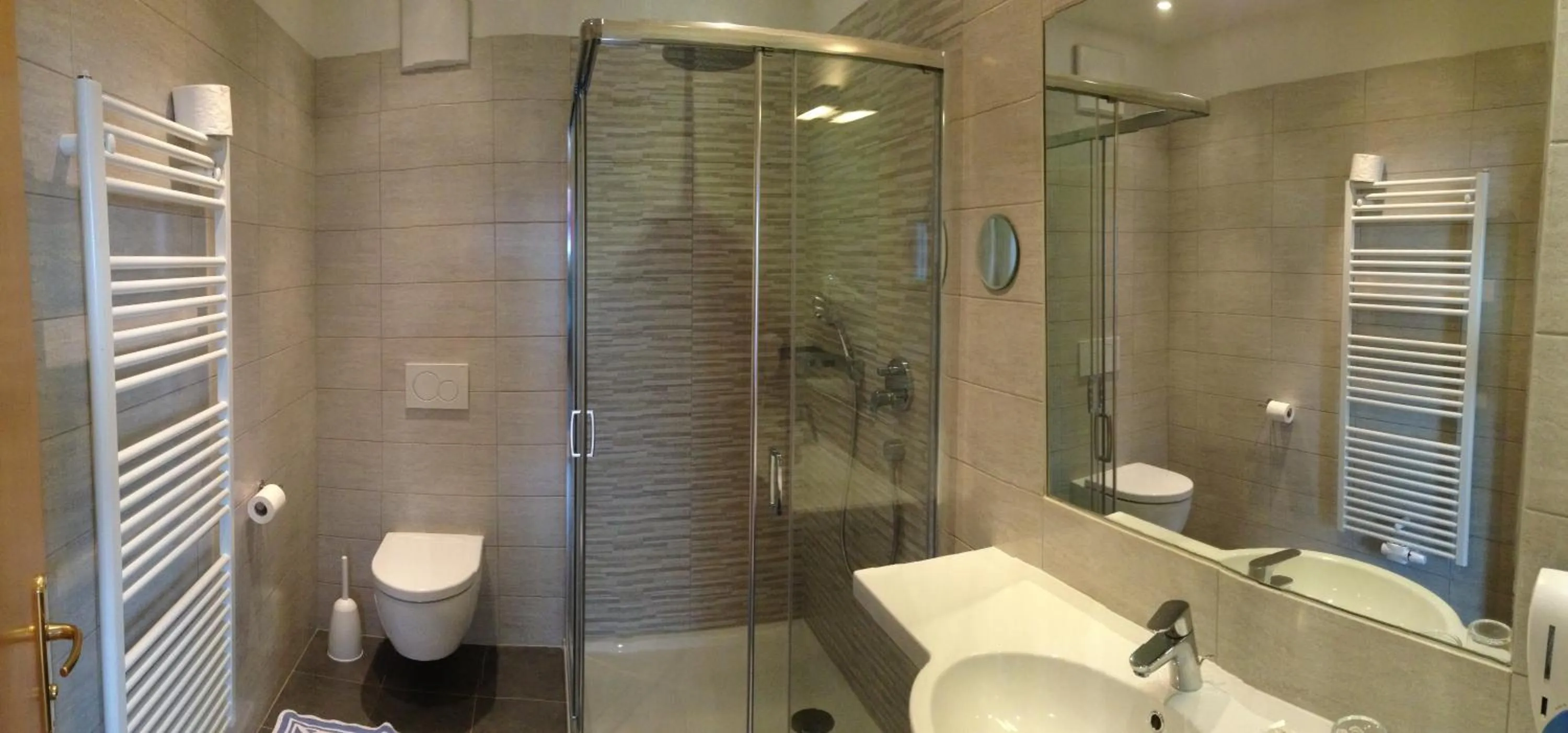 Bathroom in Hotel Kristall