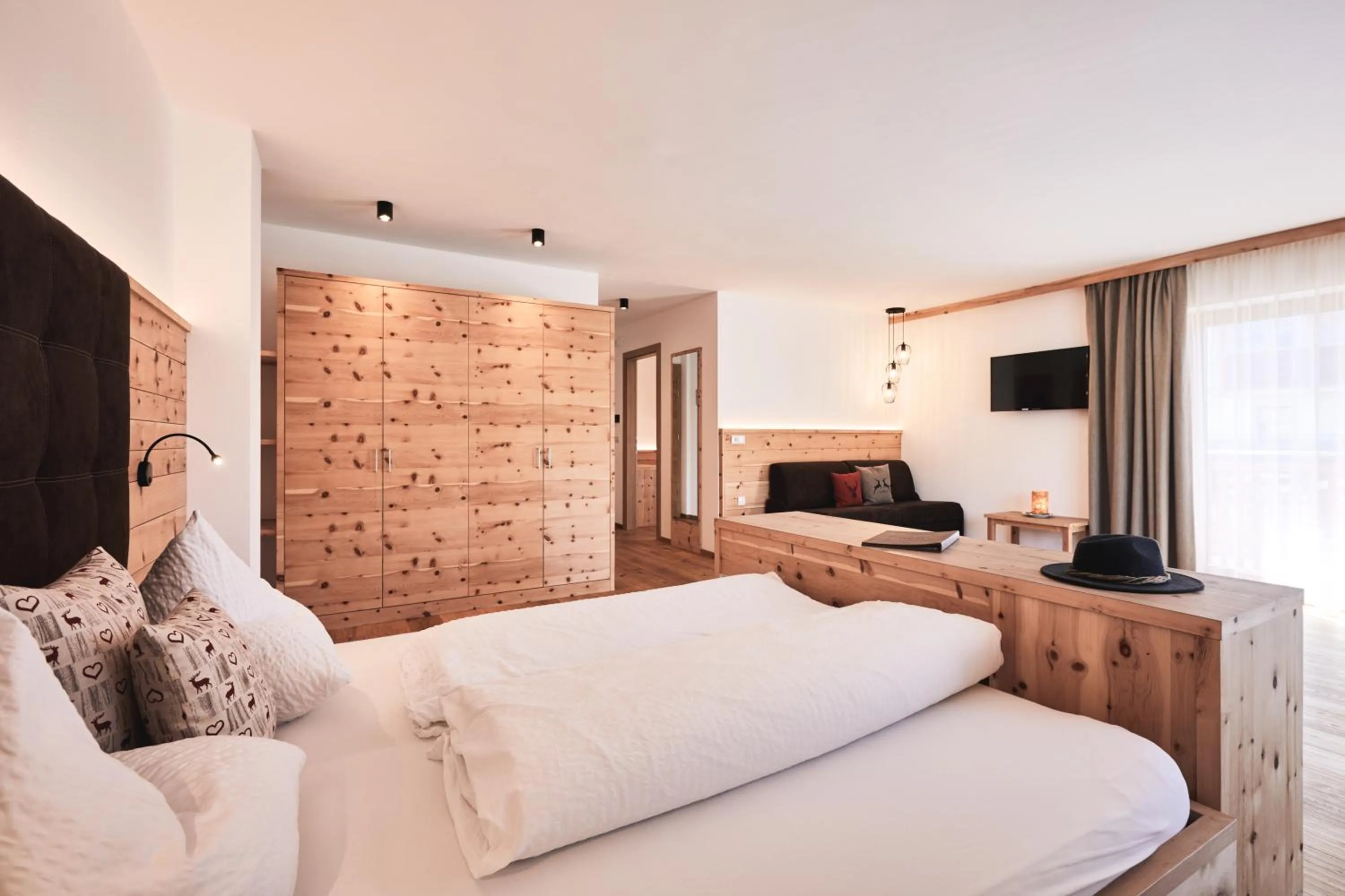 Photo of the whole room, Bed in Hotel Kristall