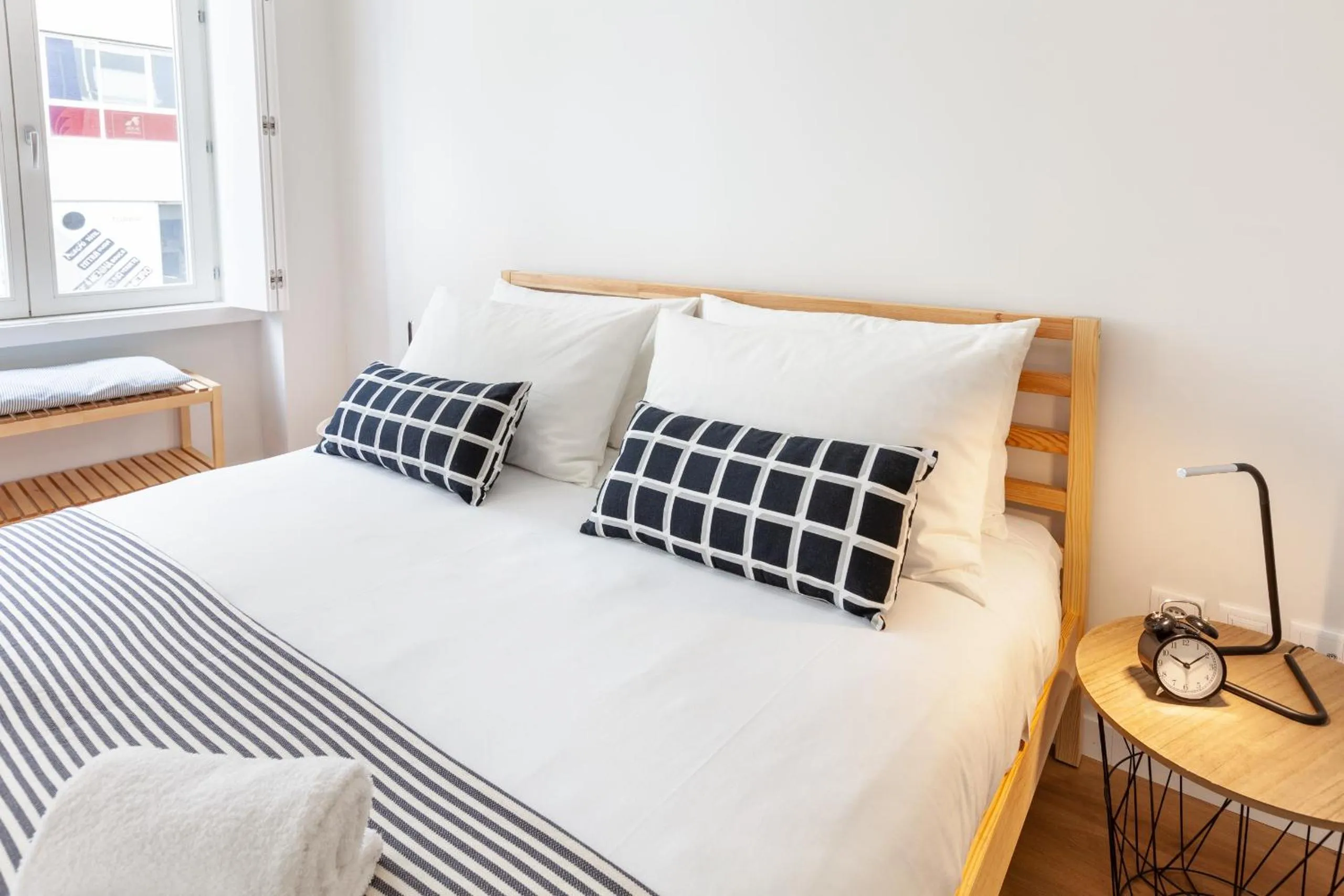 Bed in Oporto Palace Apartments