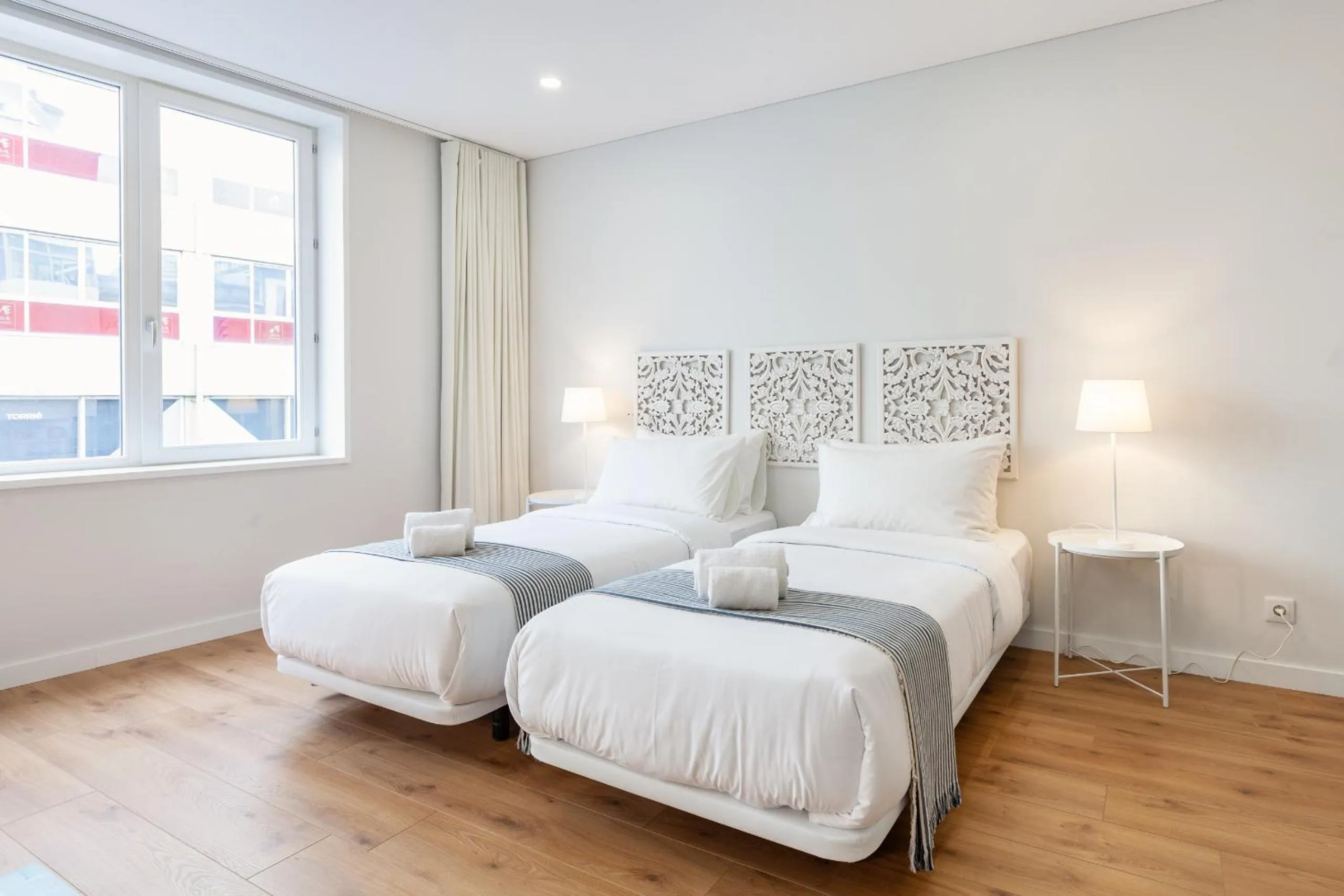 Bed in Oporto Palace Apartments