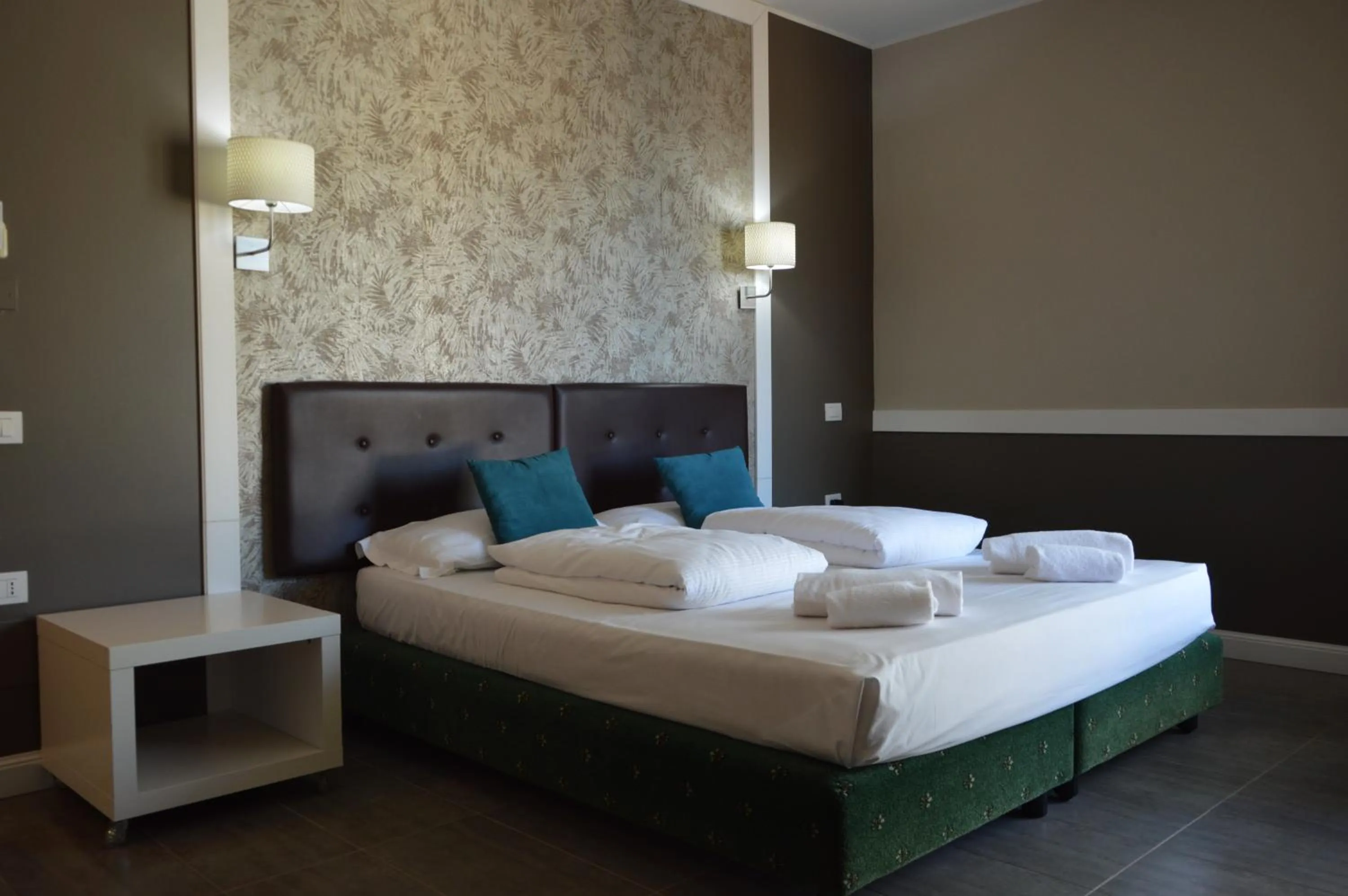 Bedroom, Bed in Blue Dream Hotel