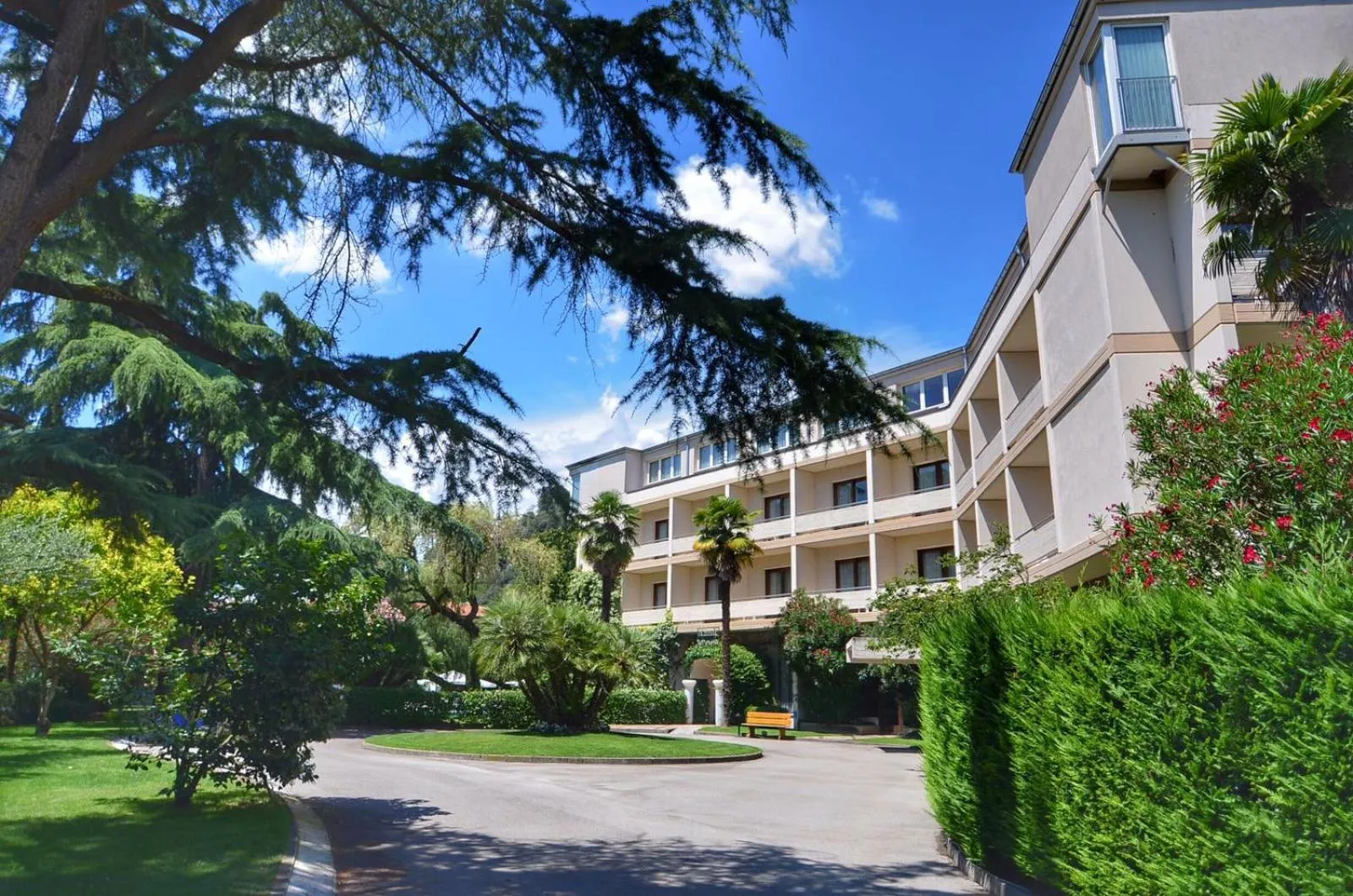 Facade/entrance in Blue Dream Hotel