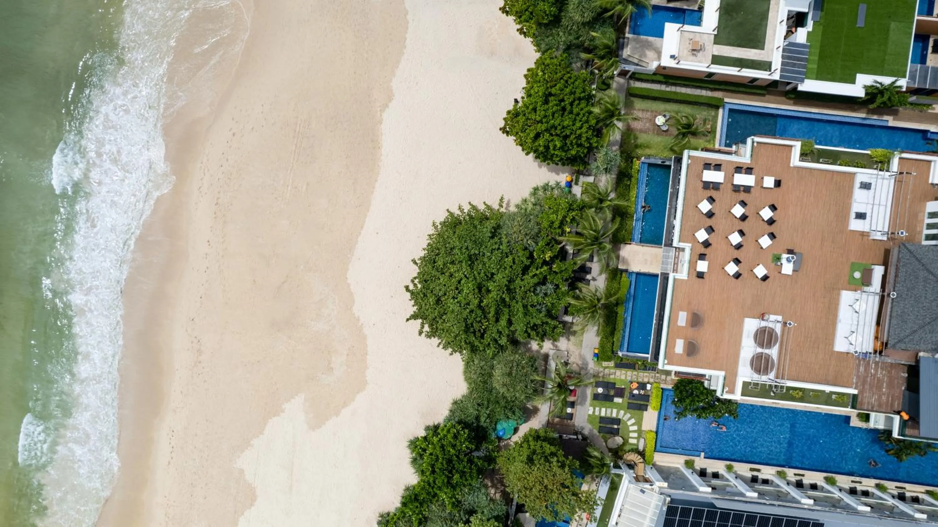 Property building in La Flora Resort Patong