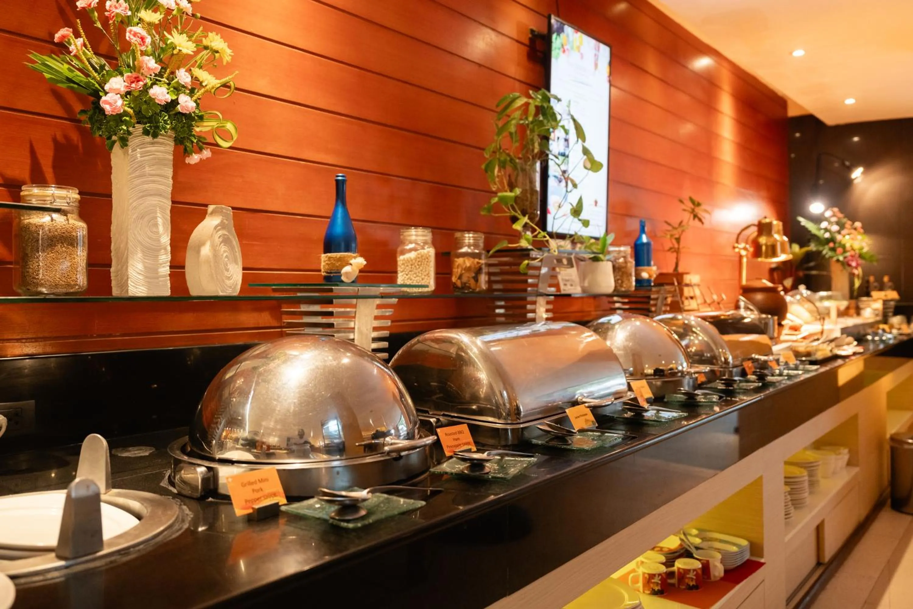 Breakfast in La Flora Resort Patong