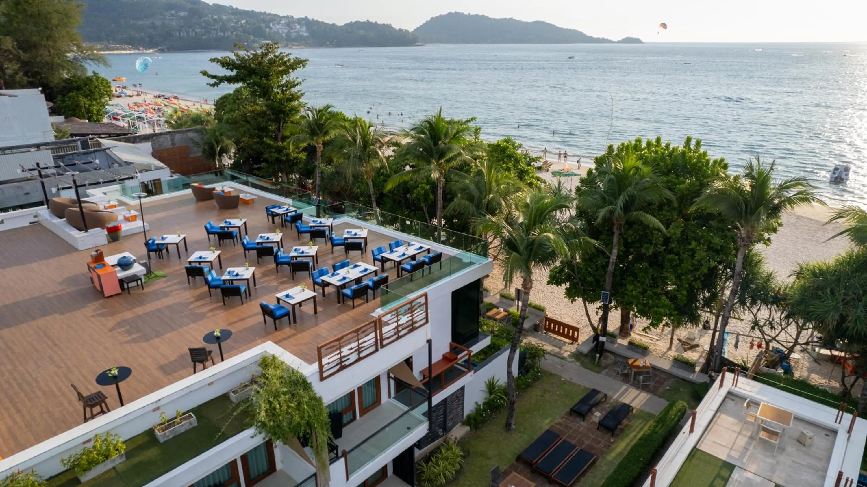 Restaurant/places to eat in La Flora Resort Patong
