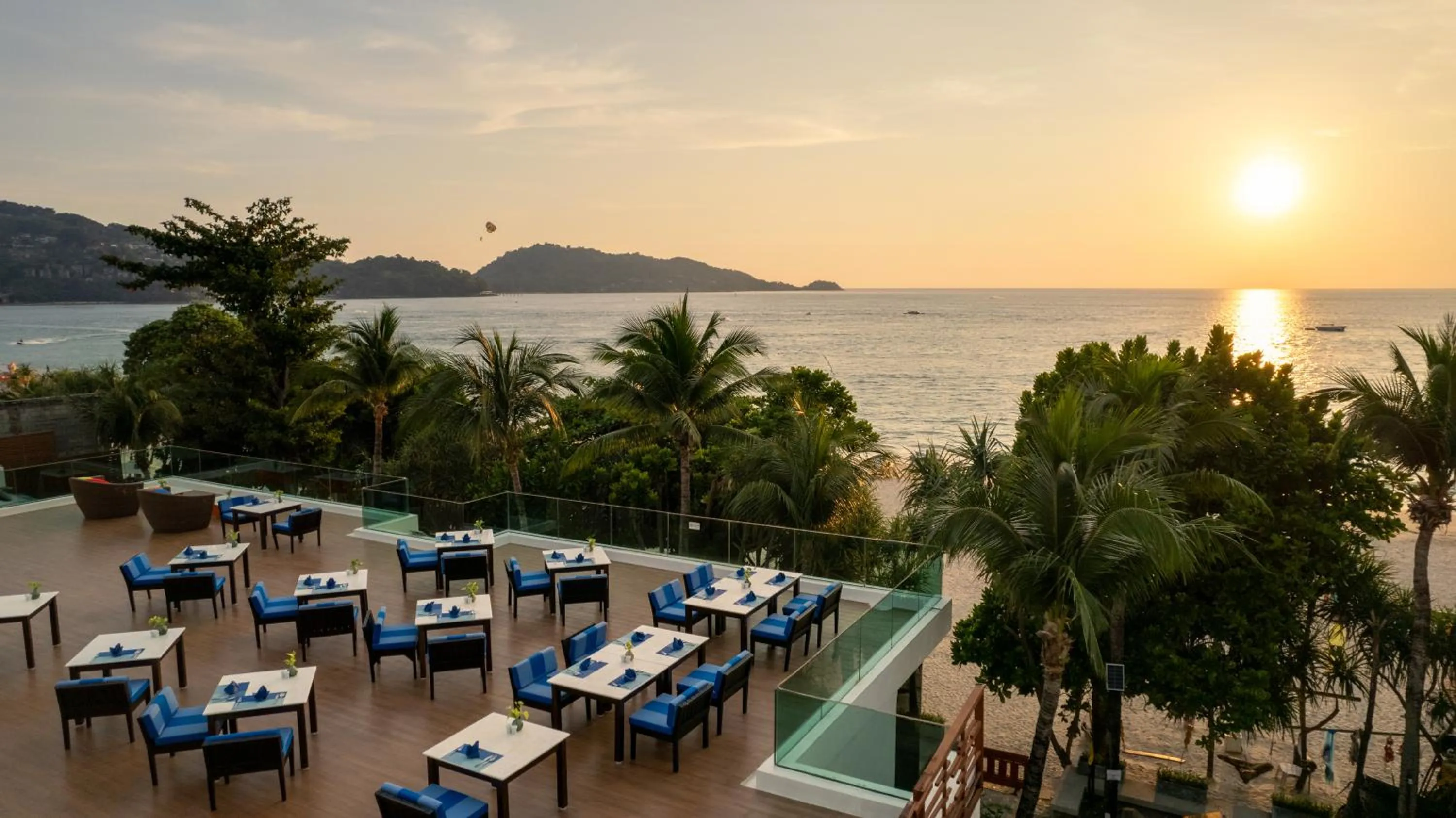 Restaurant/places to eat in La Flora Resort Patong