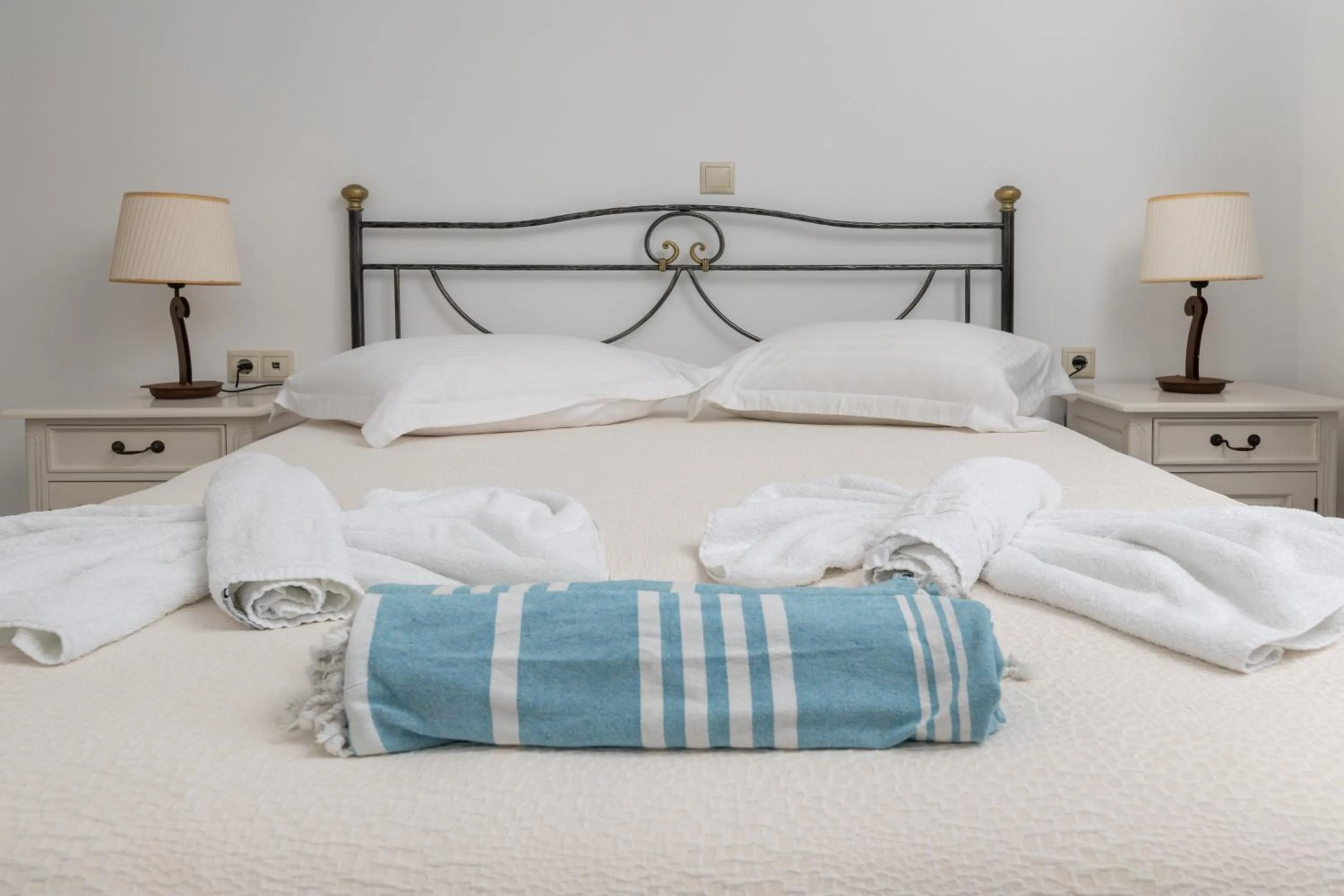 Bed in Iliada Villas