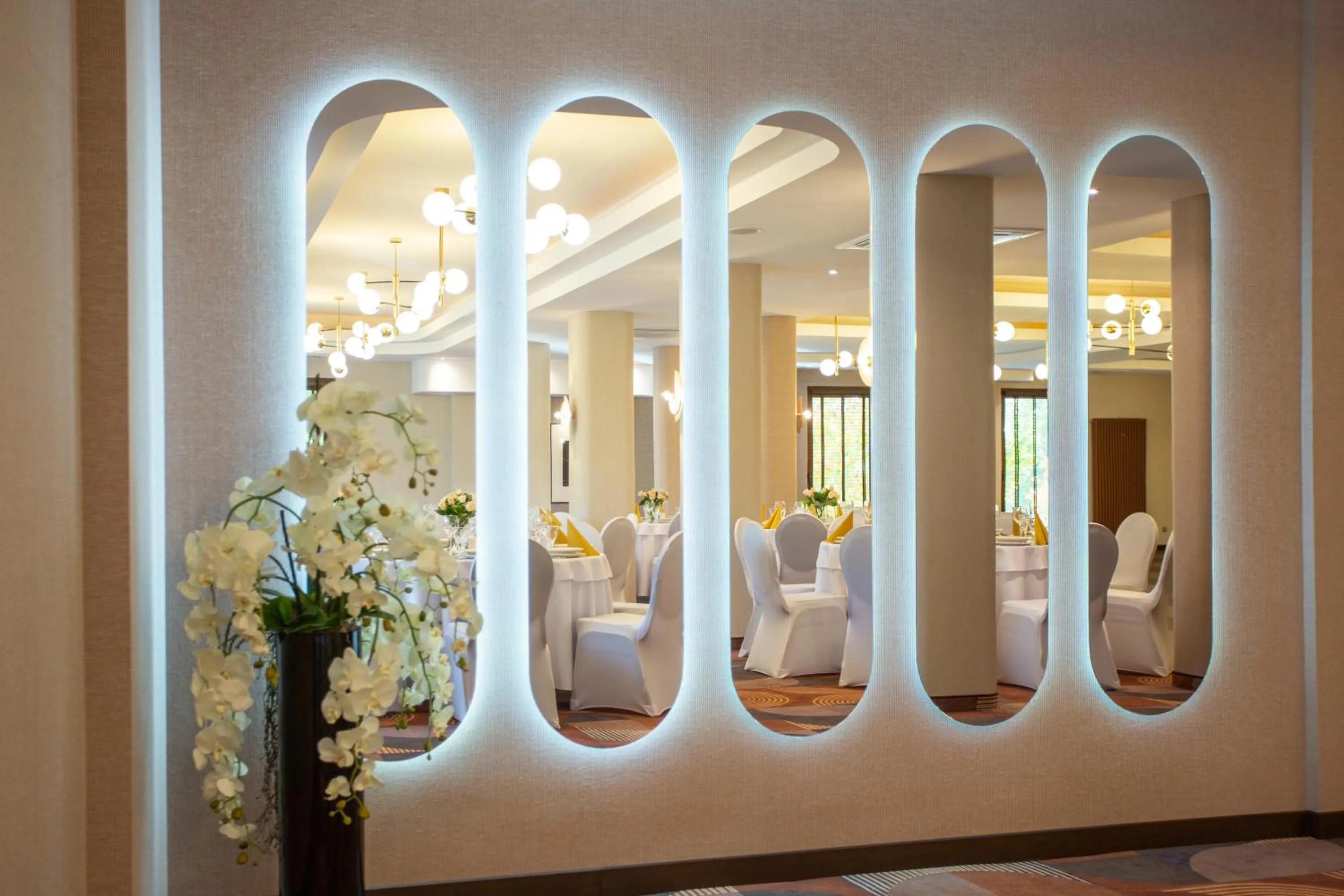 Restaurant/places to eat in Hotel Styl 70