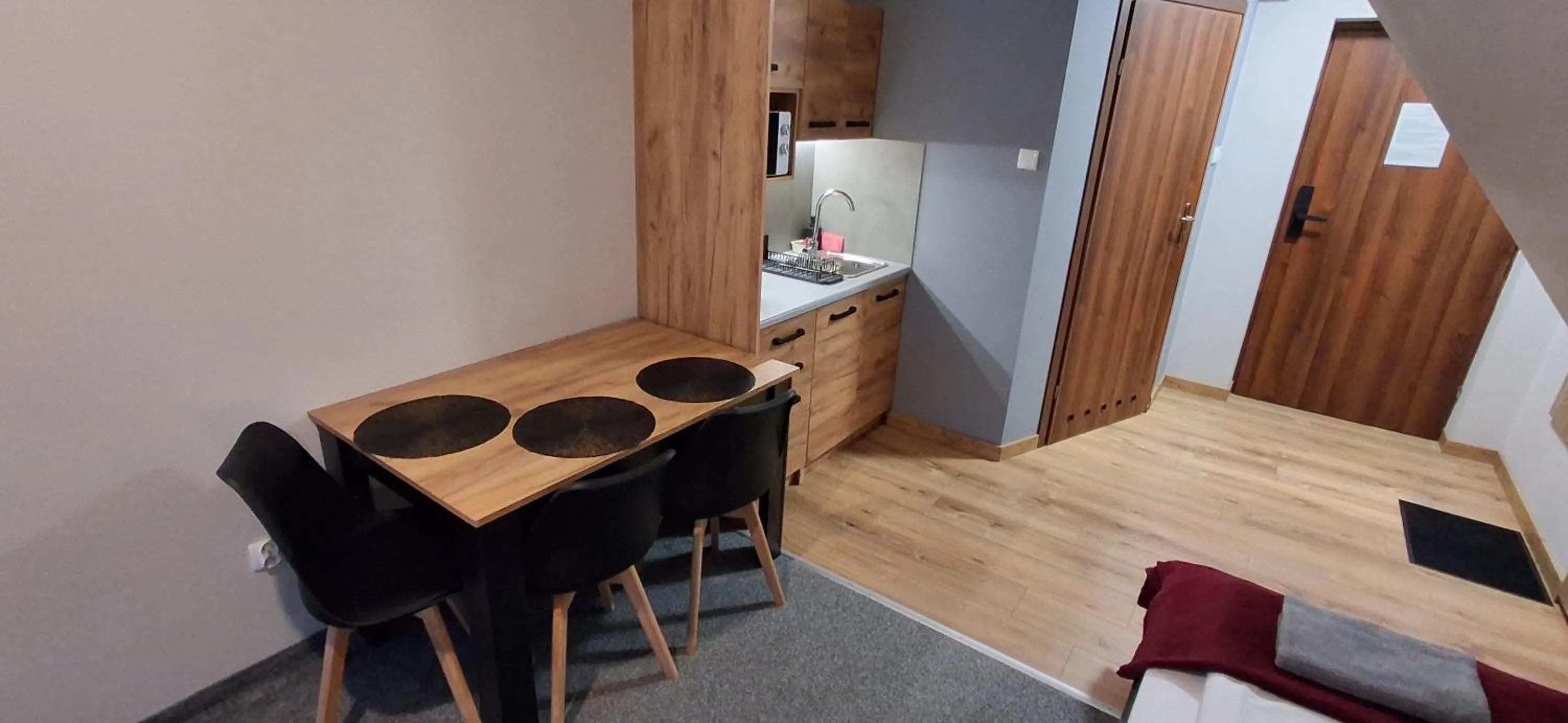 Kitchen or kitchenette in Willa na Olczańskim Wierchu - apartamenty i pokoje