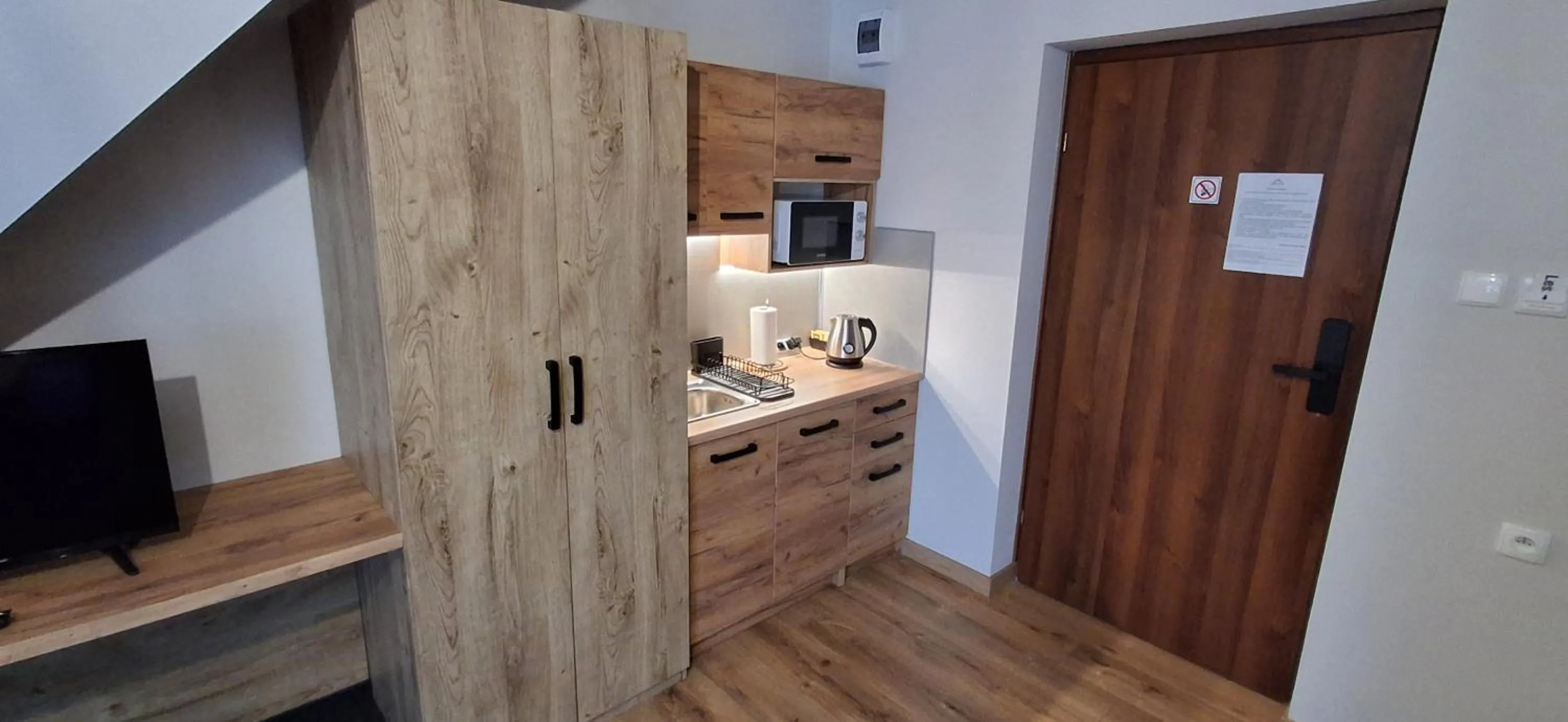 Kitchen or kitchenette in Willa na Olczańskim Wierchu - apartamenty i pokoje