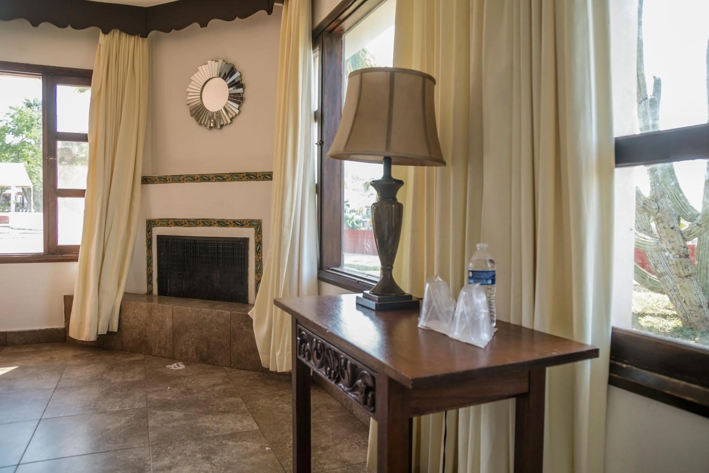 Living room in Hotel Playa de Cortes