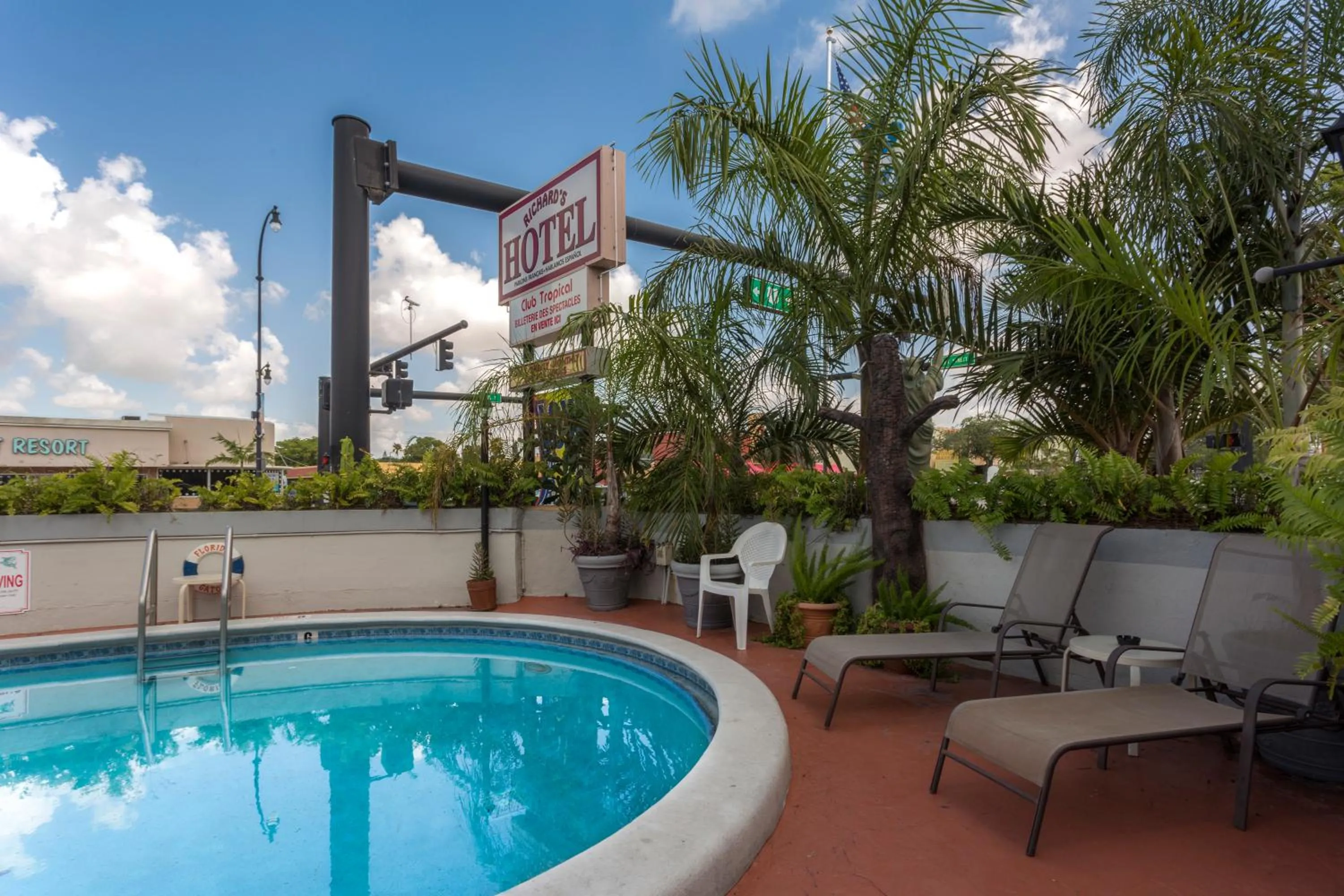 Property logo or sign in Richard's Hotel