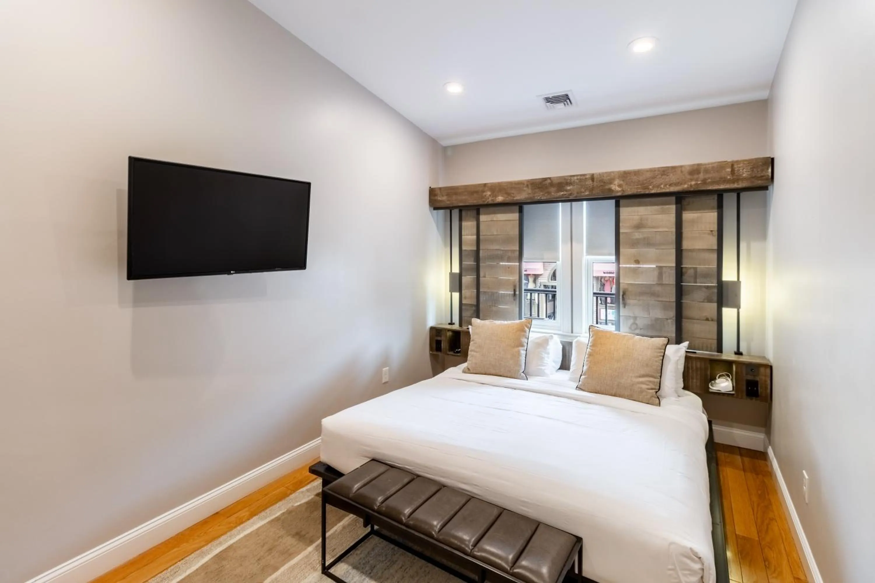 Bed in The Newport Lofts - Brick Market Place