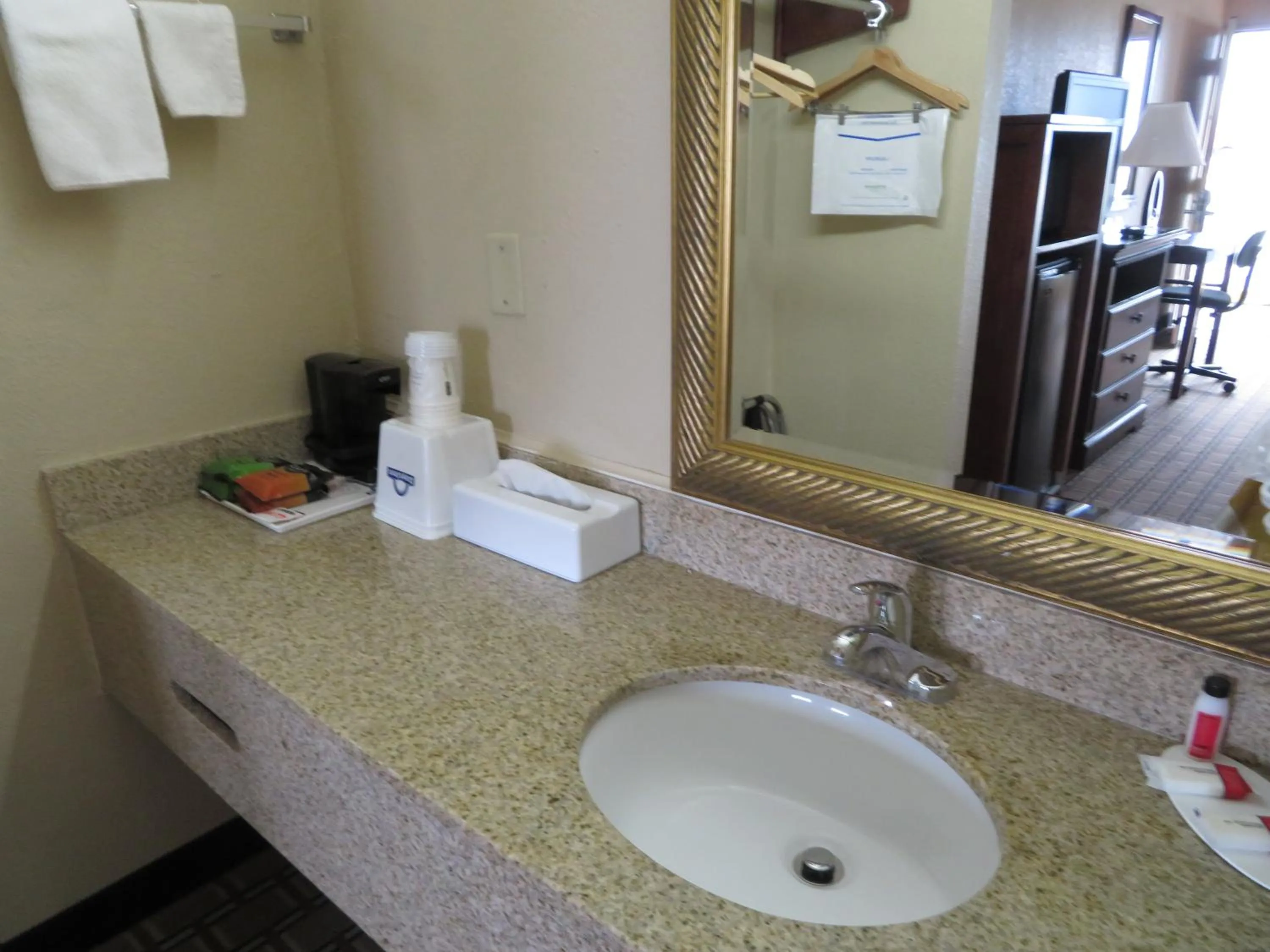 Bathroom in Days Inn by Wyndham Blytheville