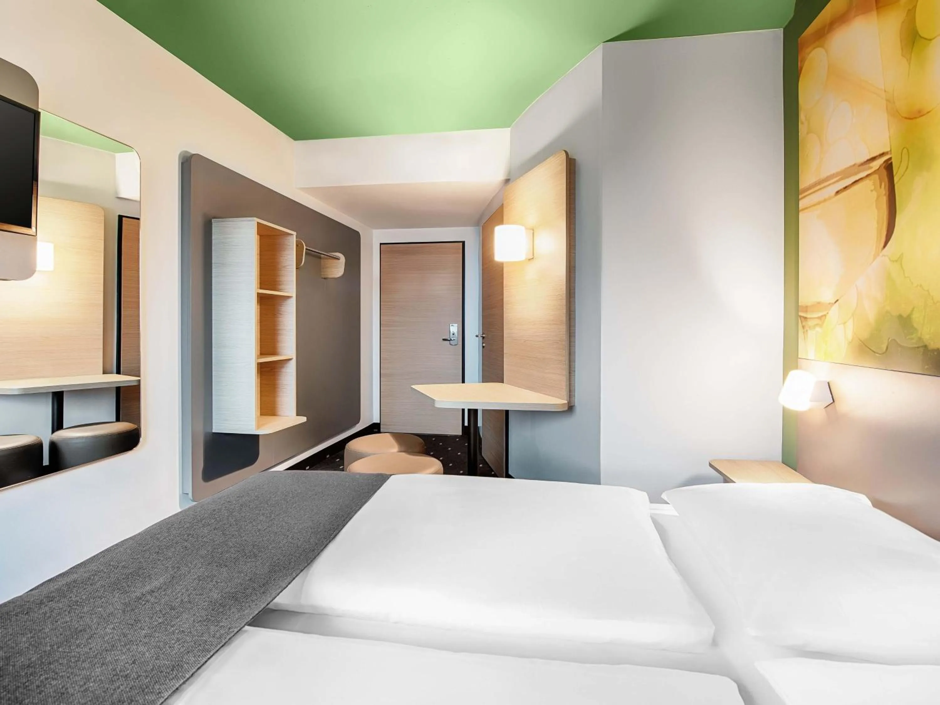 Photo of the whole room, Bed in B&B HOTEL Baden-Airpark