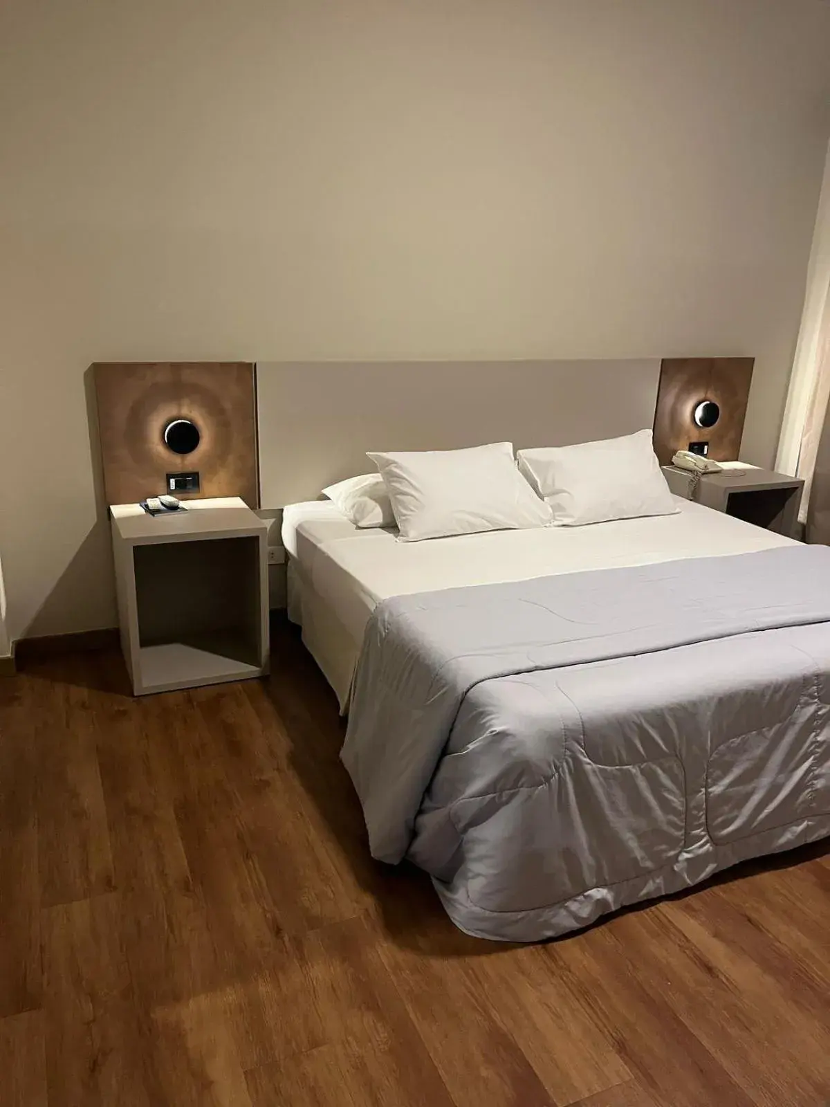 Luxury Suite with One King Bed - single occupancy in ibis Styles Presidente Prudente Portal D'Oeste Luxury Suite with One King Bed - single occupancy in ibis Styles Presidente Prudente Portal D'Oeste