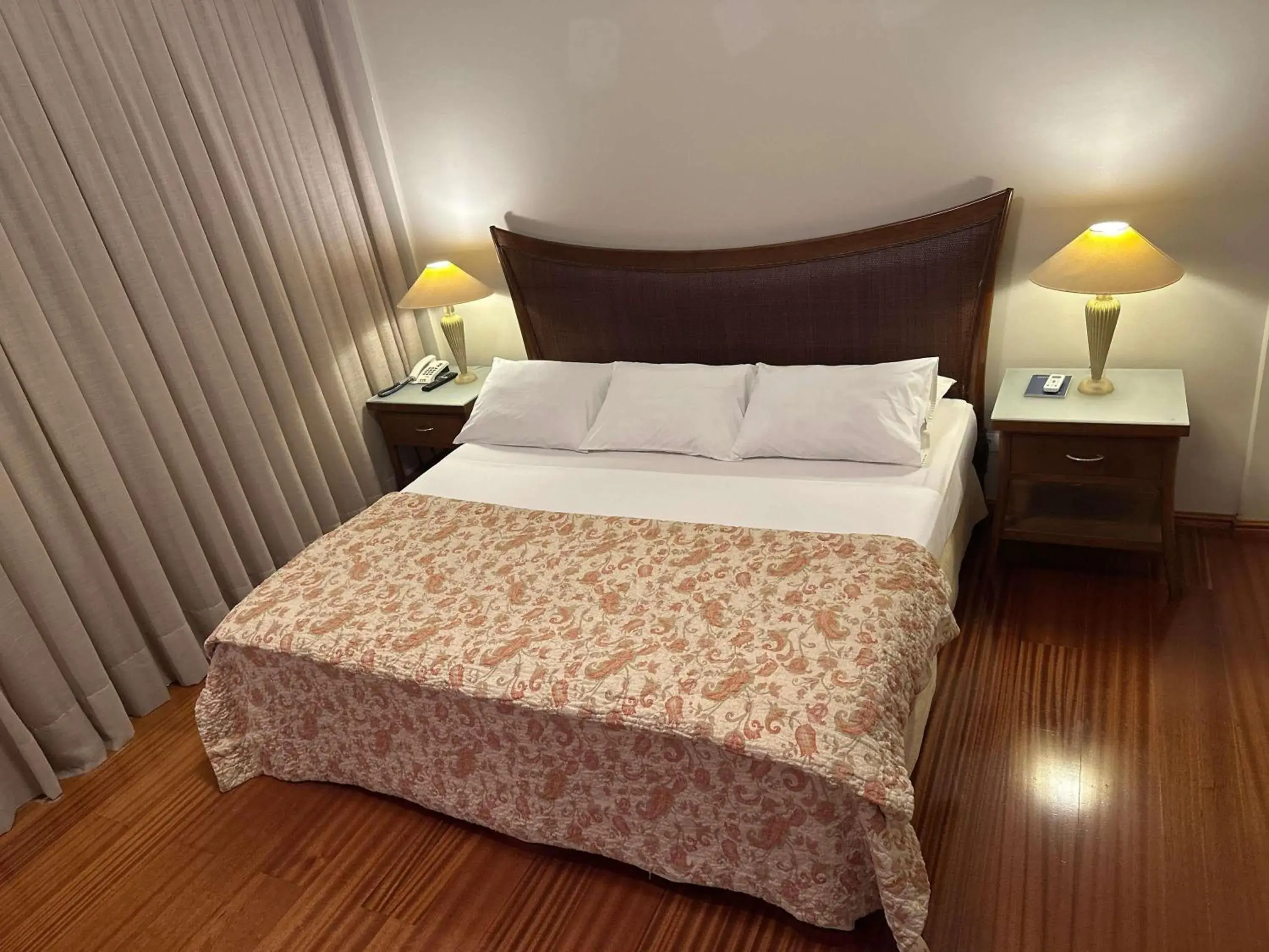 Luxury Suite with One King Bed - single occupancy in ibis Styles Presidente Prudente Portal D'Oeste Luxury Suite with One King Bed - single occupancy in ibis Styles Presidente Prudente Portal D'Oeste