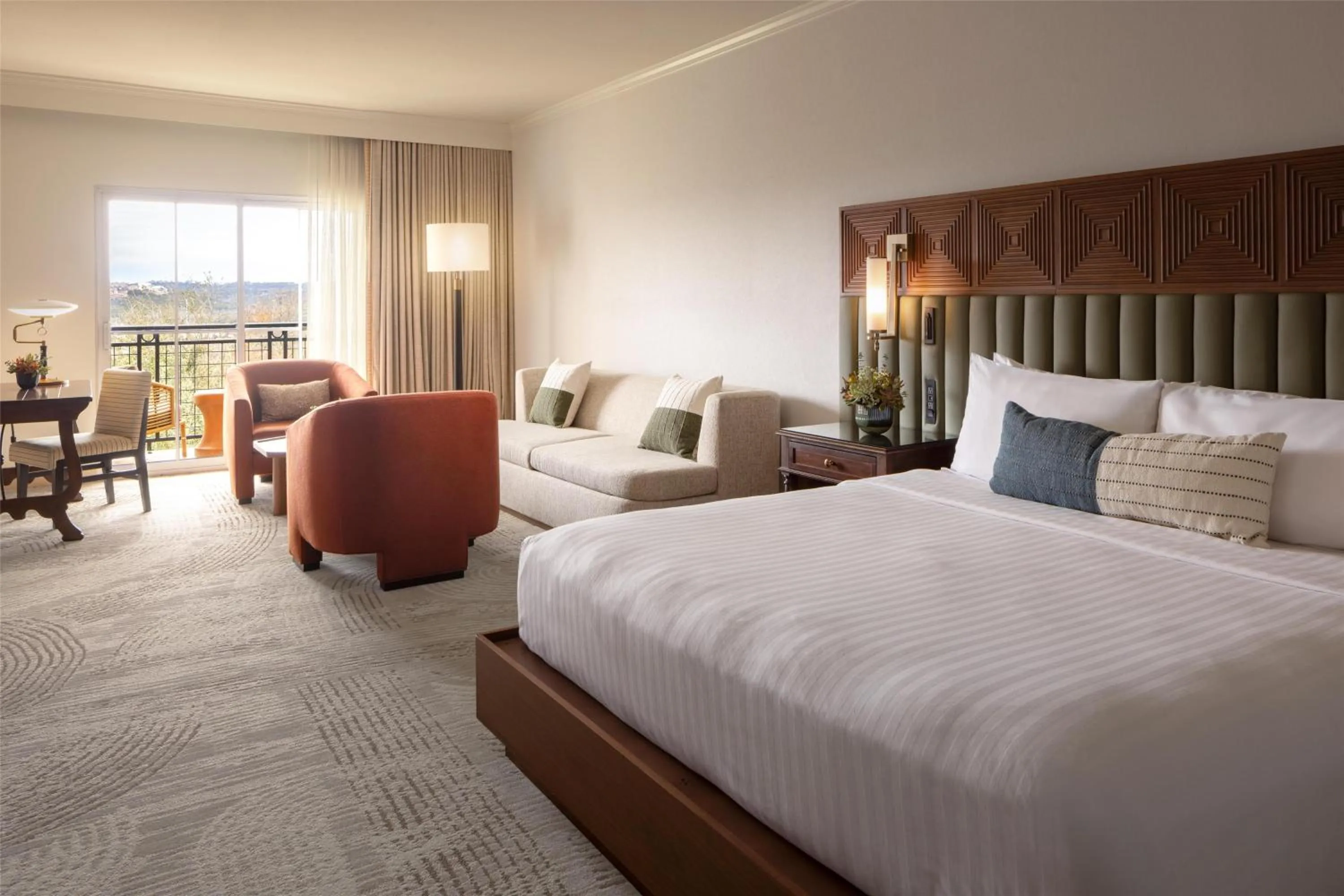 Bed in Signia by Hilton La Cantera Resort & Spa