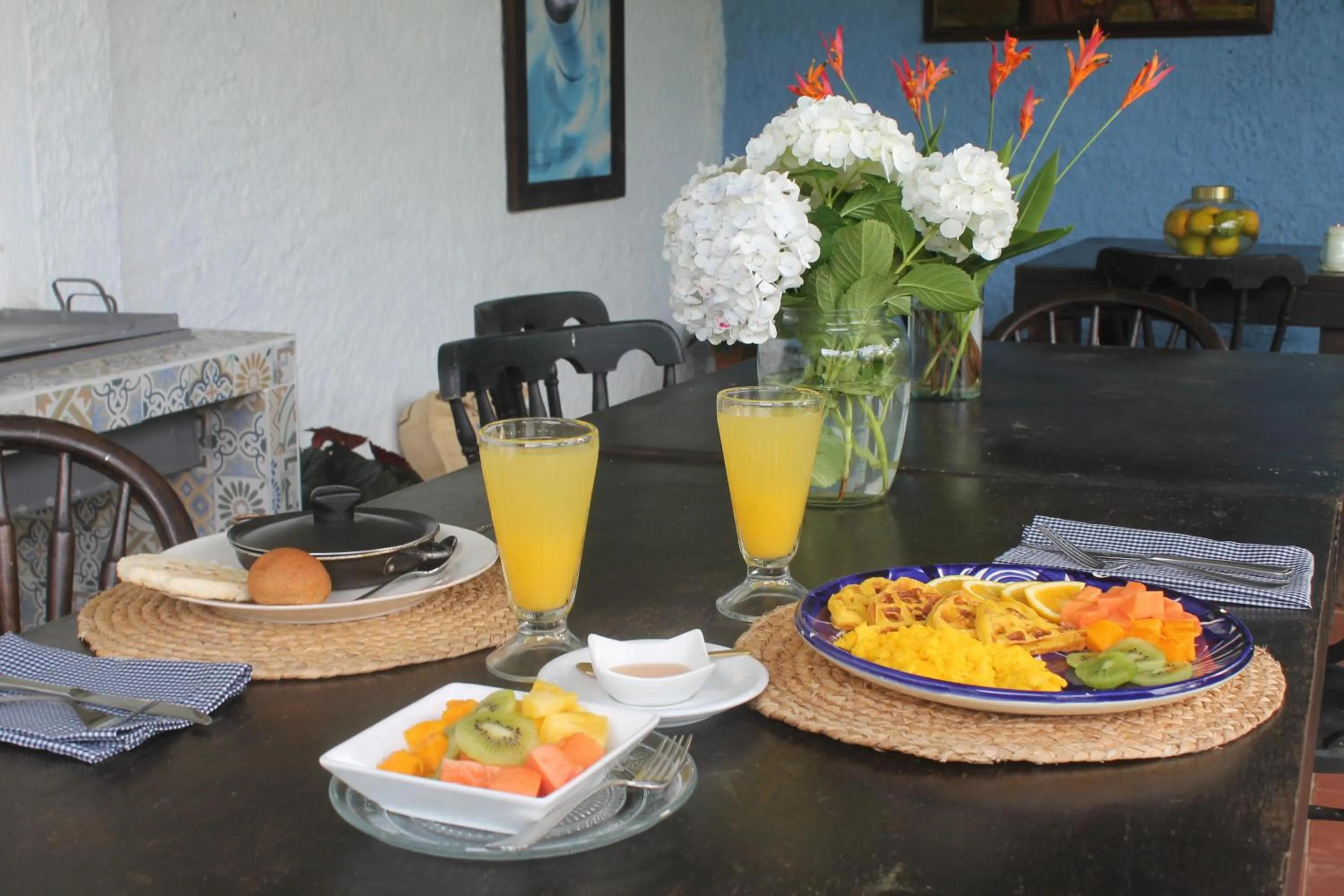Breakfast in Hotel Hacienda Supracafe